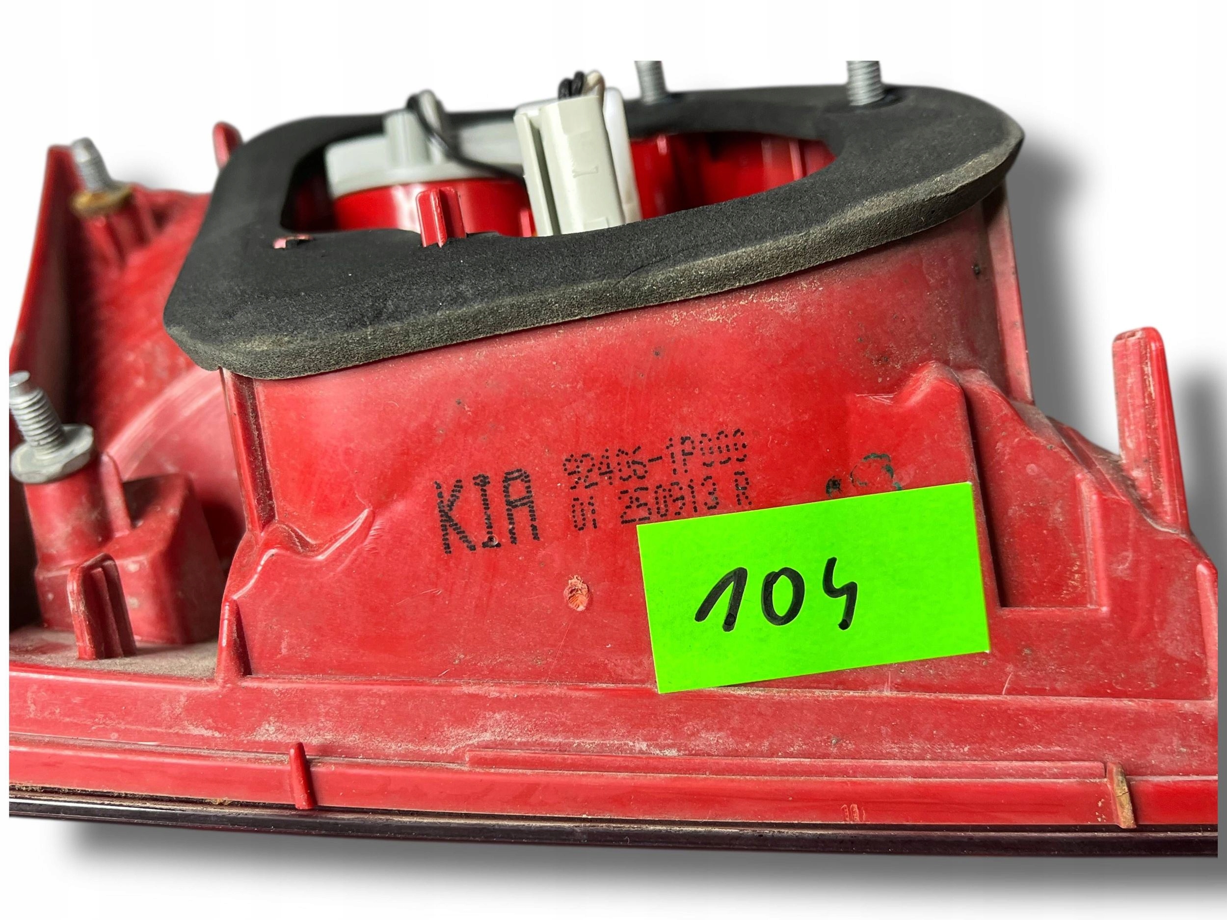 light right rear part KIA VENGA 92406-1P000 Hatchback !J