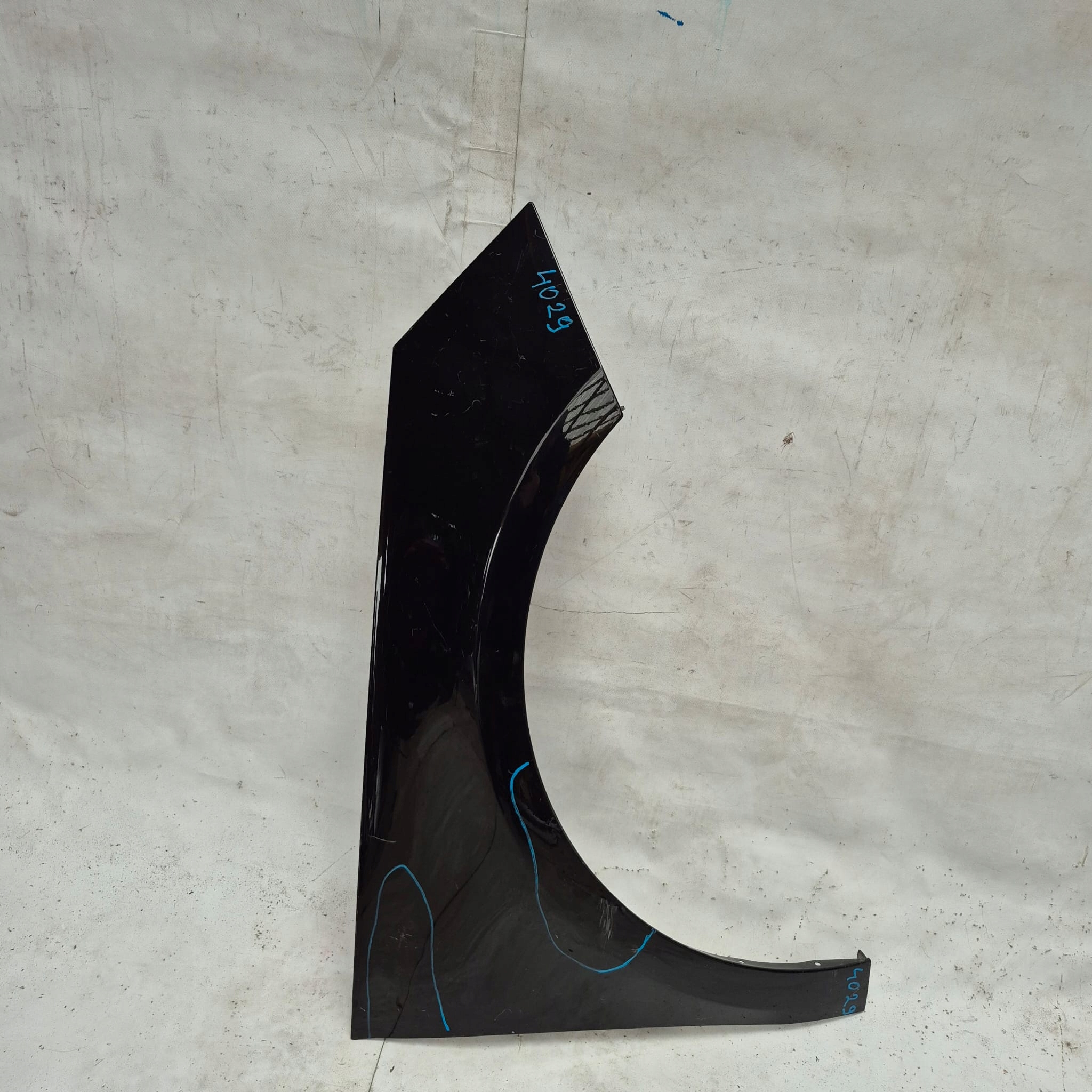 AUDI A1 and 1 8X 10-18 fender front front right