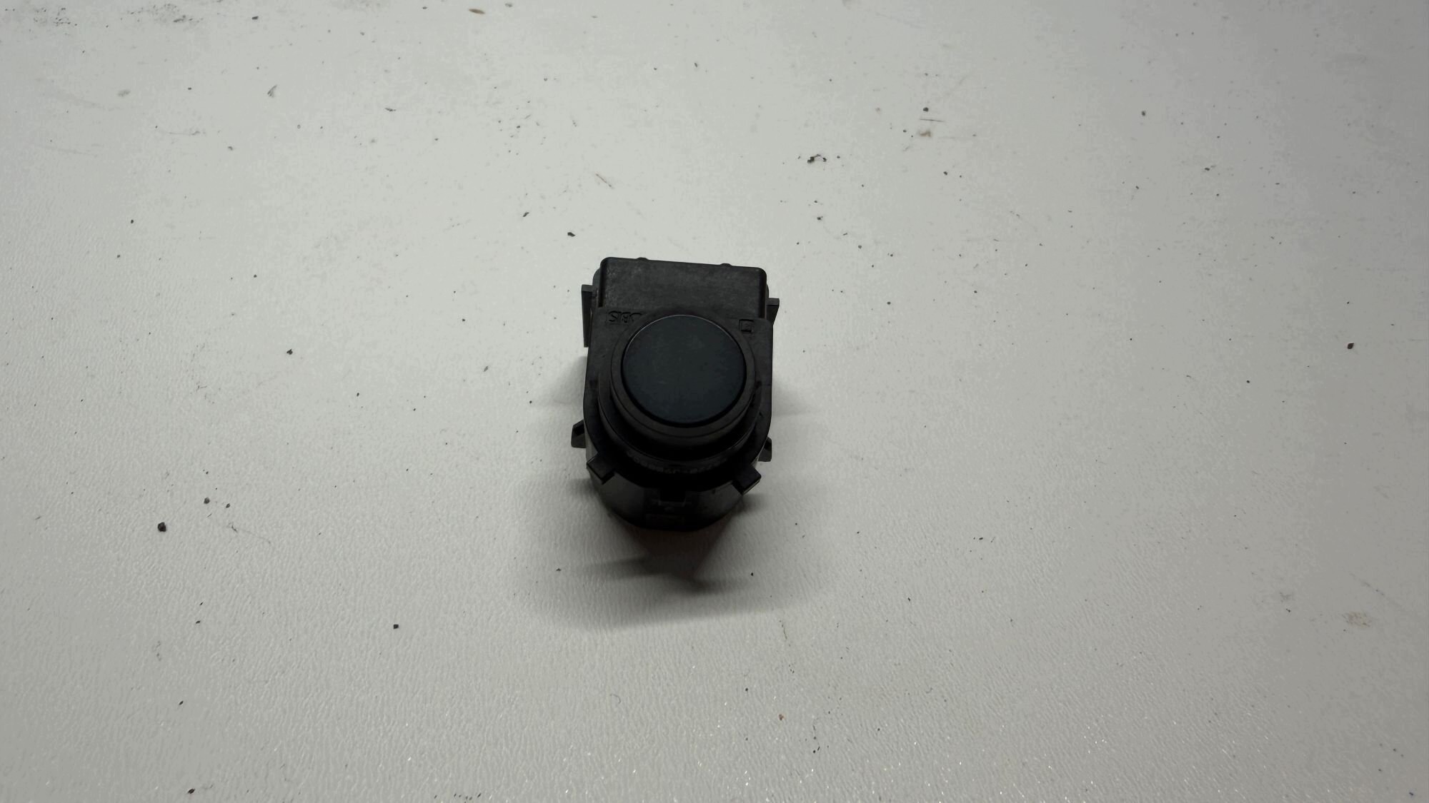 HYUNDAI KONA Sensor SENSOR PDC Parken 17-23 95720-J9000 CA