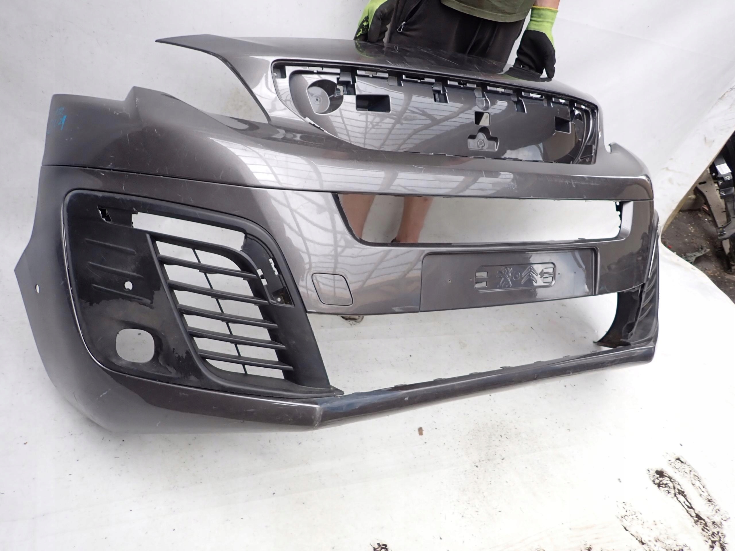 PEUGEOT EXPERT 16- bumper front front PDC 9811778077