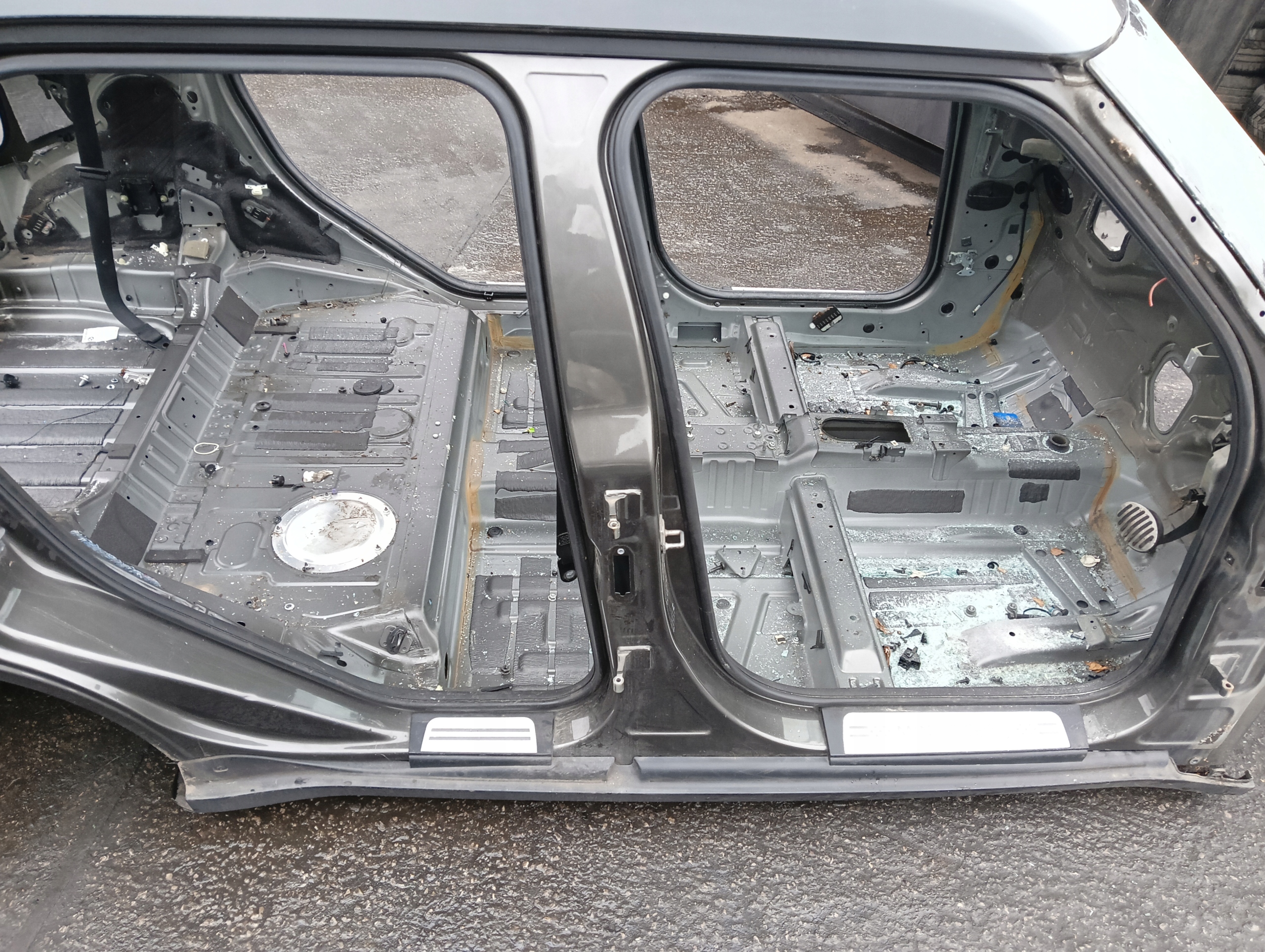 threshold right pillar central MINI COUNTRYMAN R60 ROYAL GREY METALLIC (A48)
