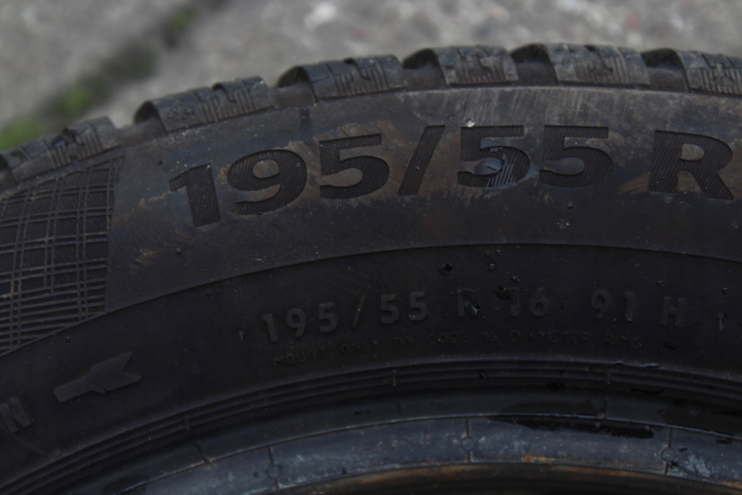 Opony zimowe WinterPro WinterContact 195/55 R16 Szerokość opony 195 mm