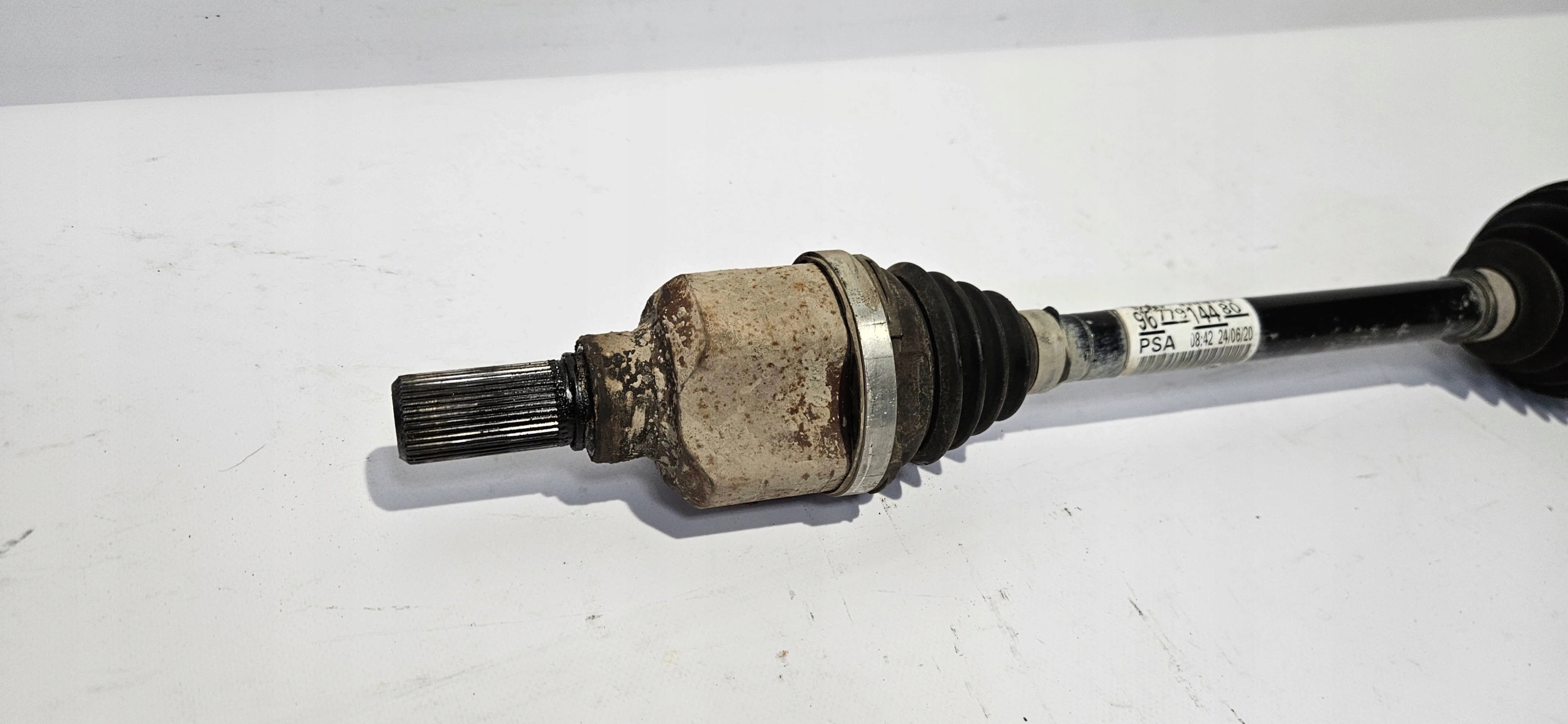 semi-axis left front PEUGEOT 308 II original 9677914480