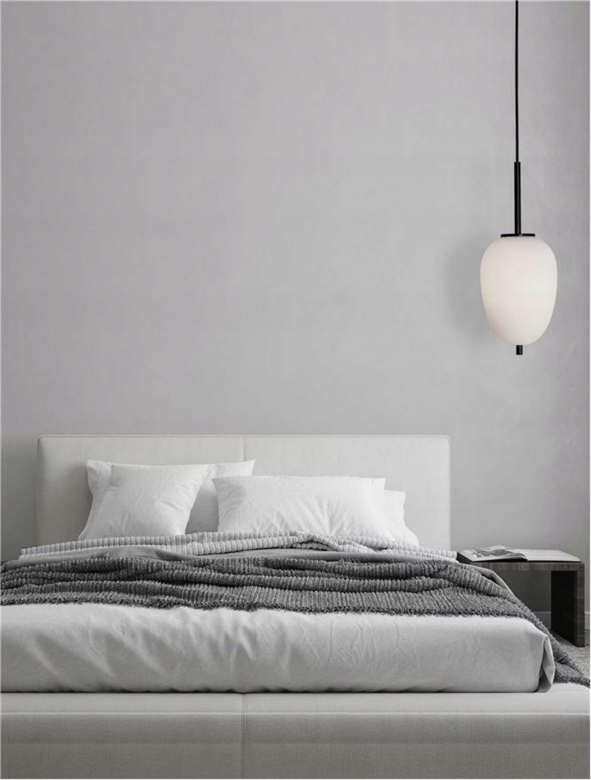 Nova Luce závěsné svítidlo Lato černý kov a opálové sklo E14 1x5W 230V IP20