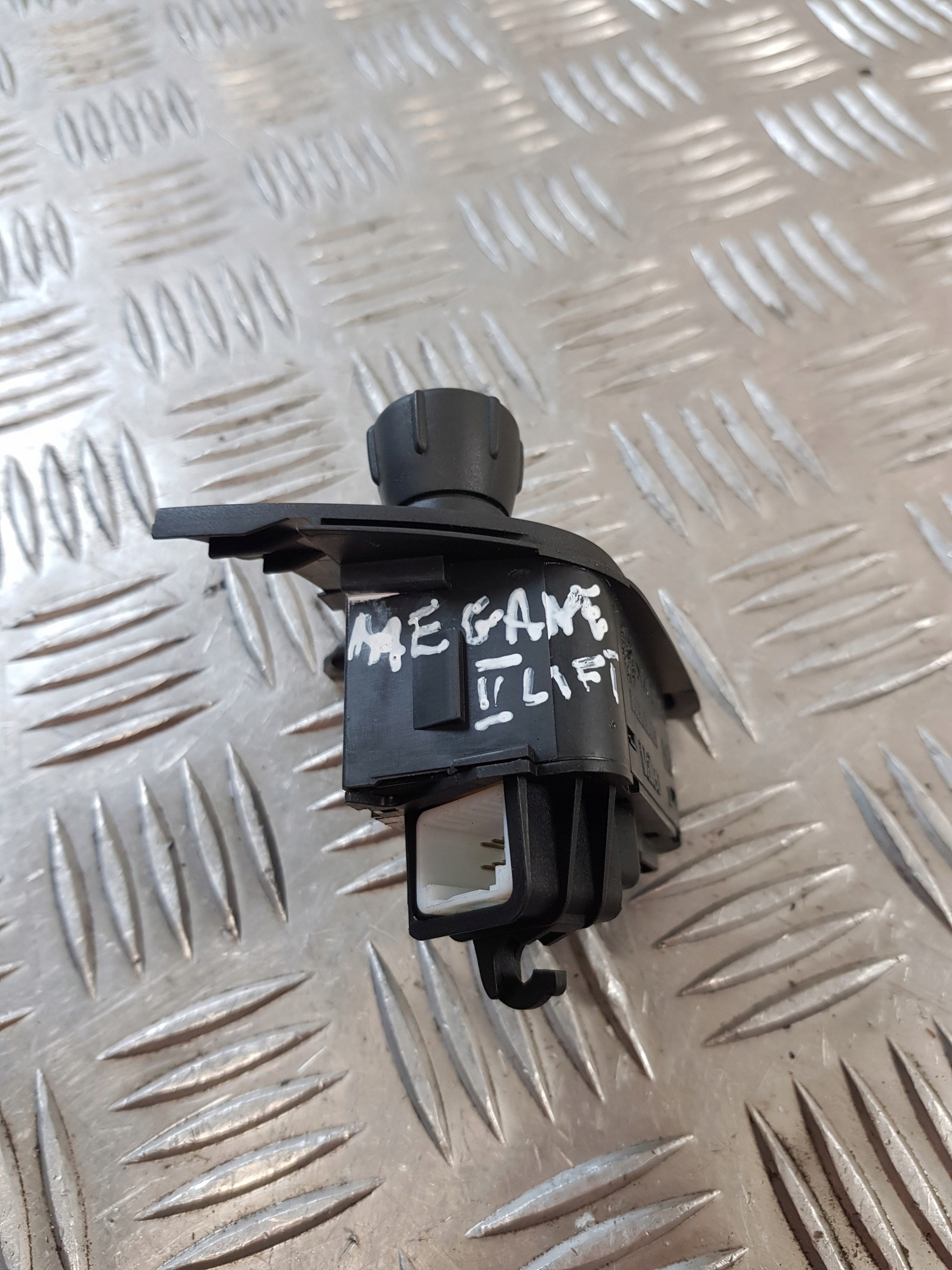 switch TEMPOMATU 61890007 RENAULT MEGANE II LIFT