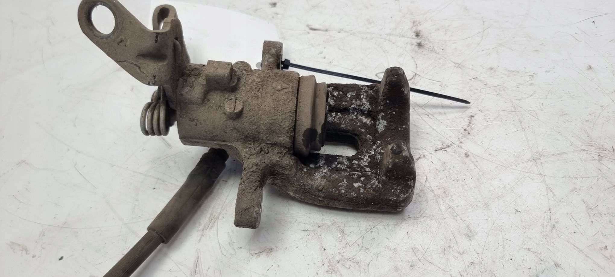 caliper brake rear part right SKODA OCTAVIA III