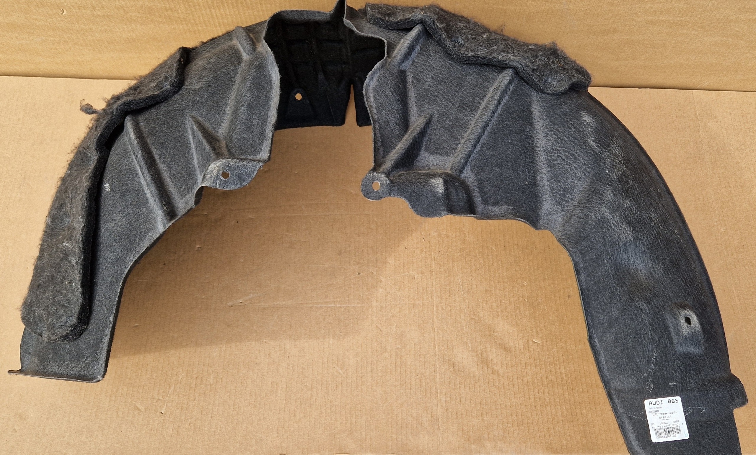 mudguard rear part left AUDI Q5 80A810171A original