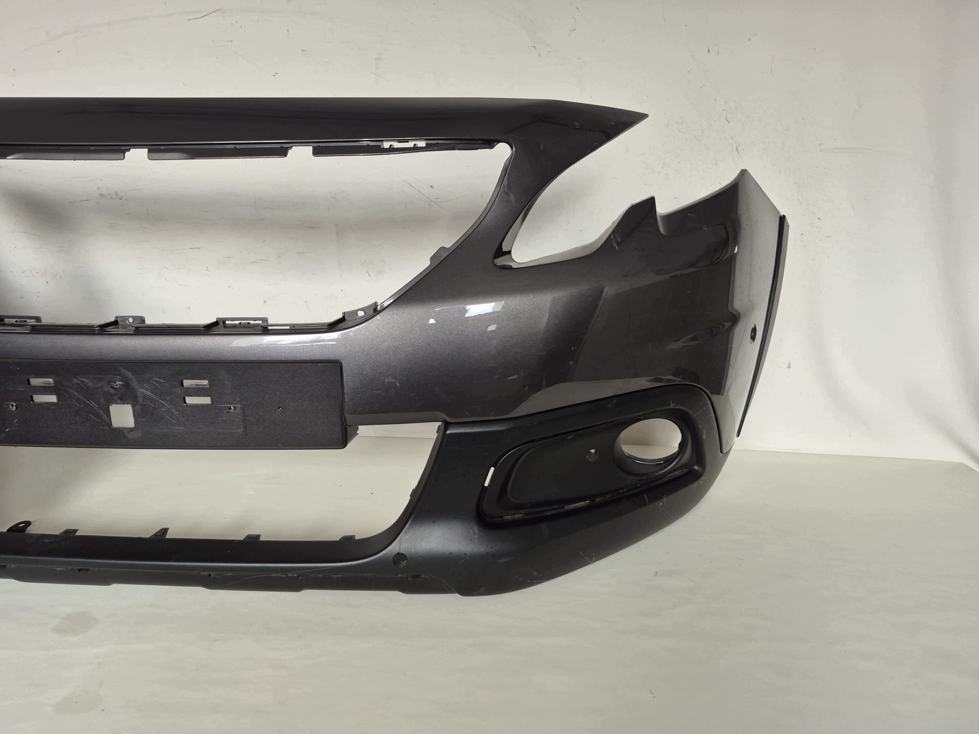 PEUGEOT 2008 and 1 LIFT CROSS 16-19 bumper front front PDC