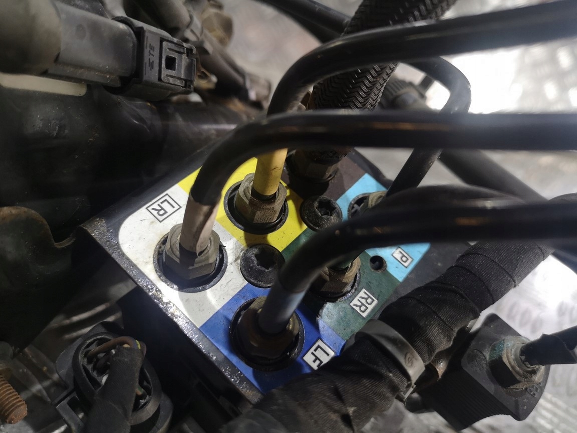 КОМПРЕССОР РАСПРЕДЕЛИТЕЛЬ ВОЗДУХА JEEP GRAND WK2