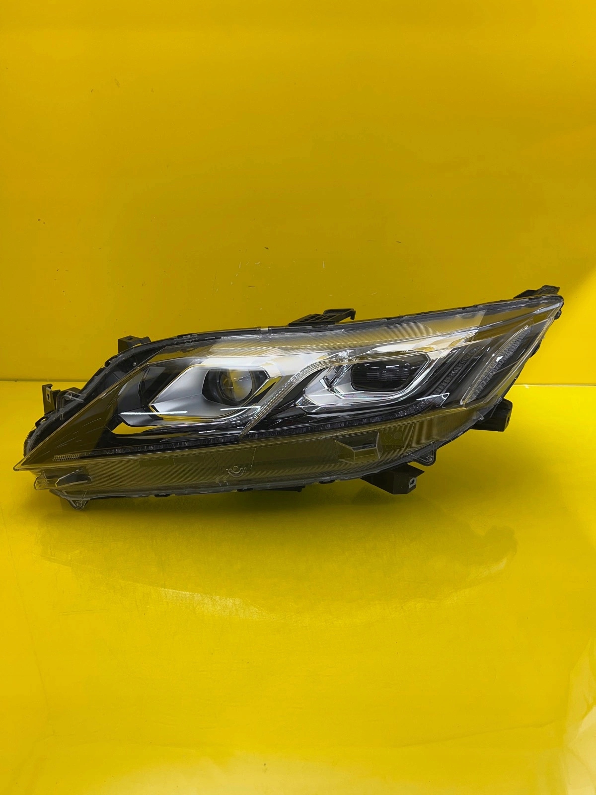 Licht links Mitsubishi Eclipse Cross Full Led 2018