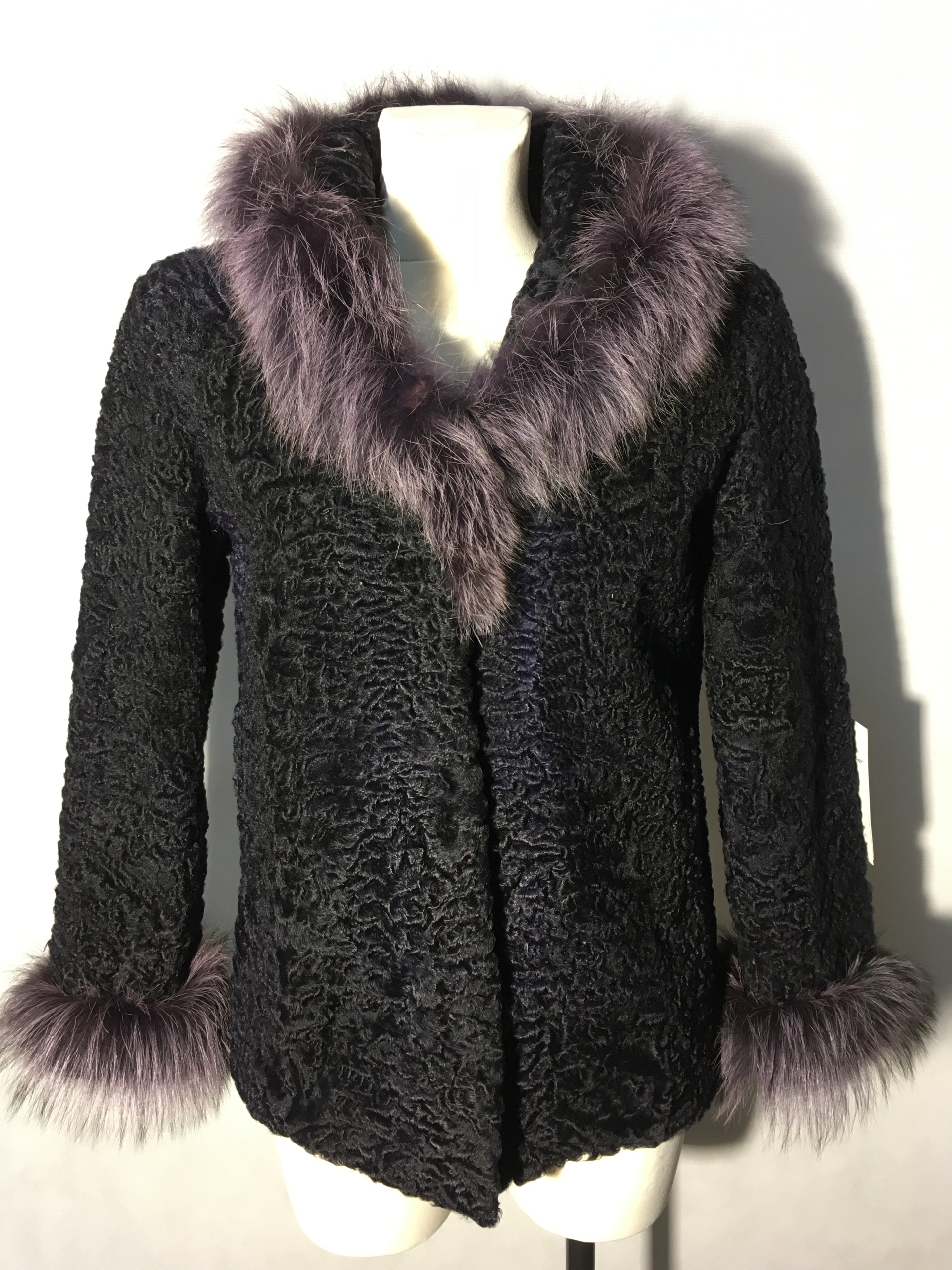 Futro Naturalne z Karakuł Karakuły M 103