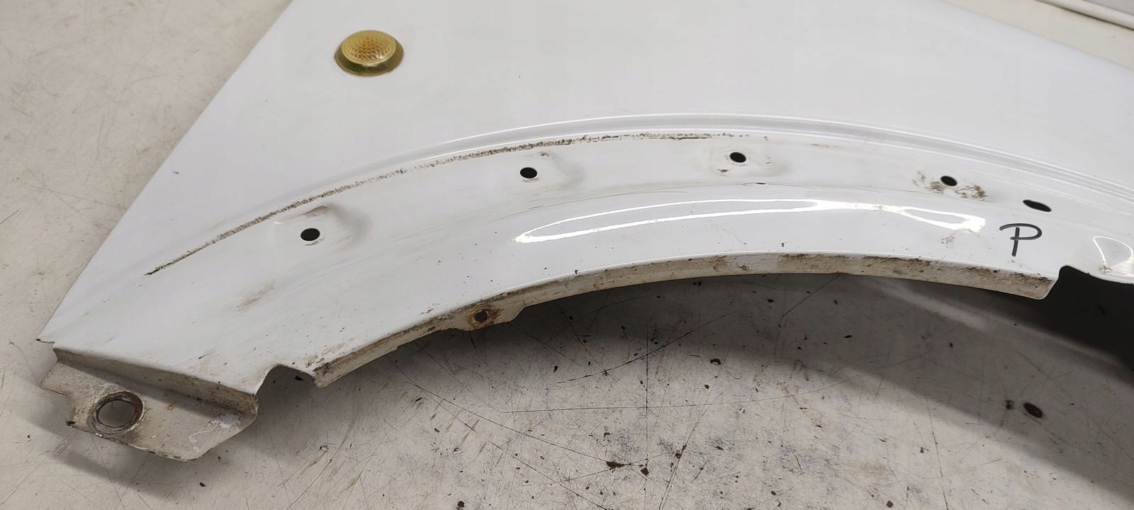 fender right front front Ford Transit Connect MK1 AA