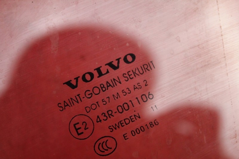 window side left front front VOLVO S60 2 II 10-13
