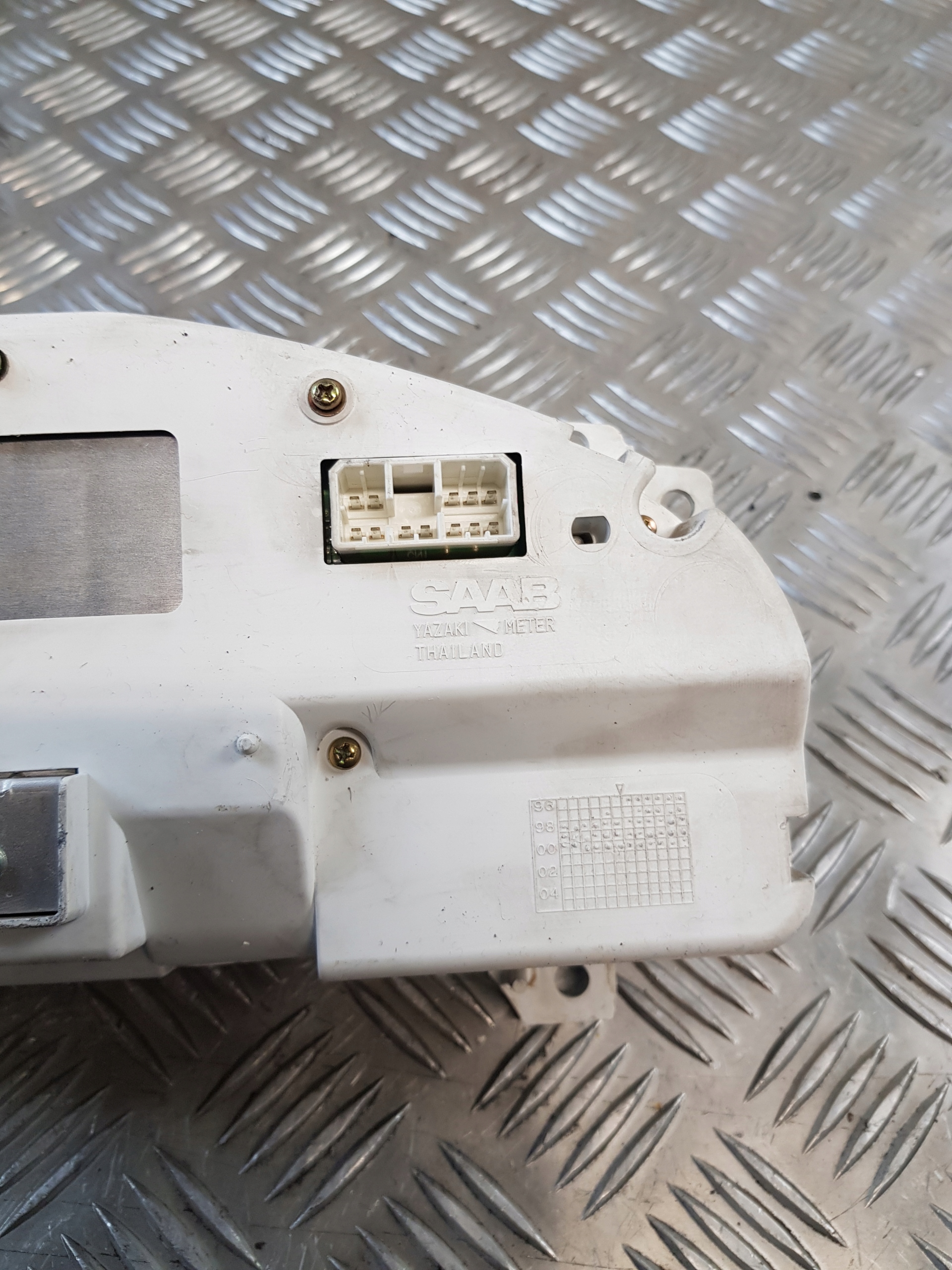 dials OE 69295-090T SAAB 9-3 and 2.2D EUROPA