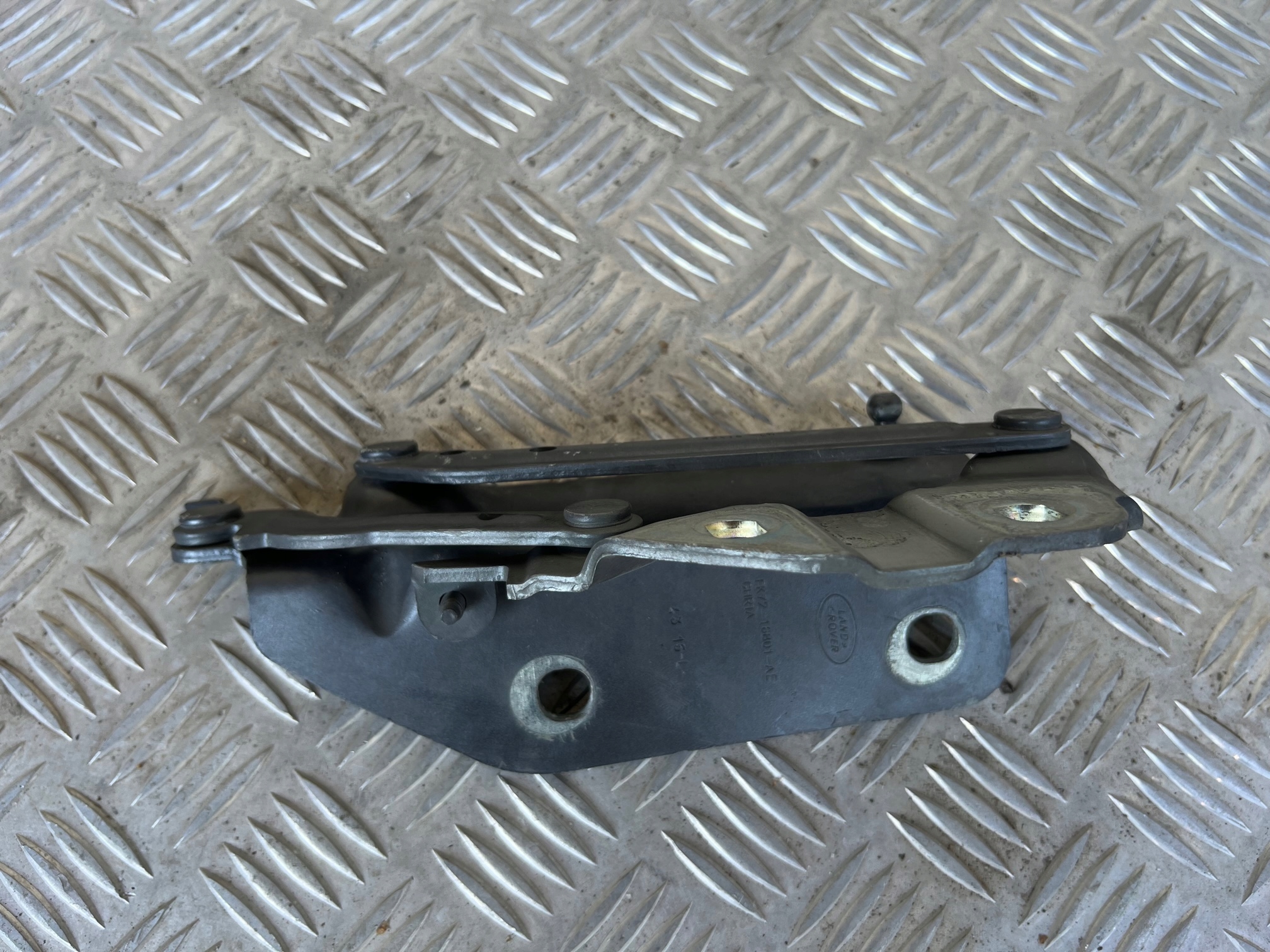 HINGE BONNET HINGES KOMPLET DICOVERY SPORT
