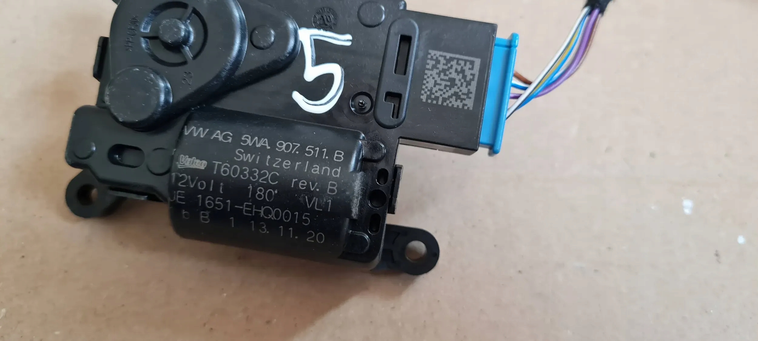 S3 8Y A3 aircon recirculation flap motor 5WA907511B VW AUDI