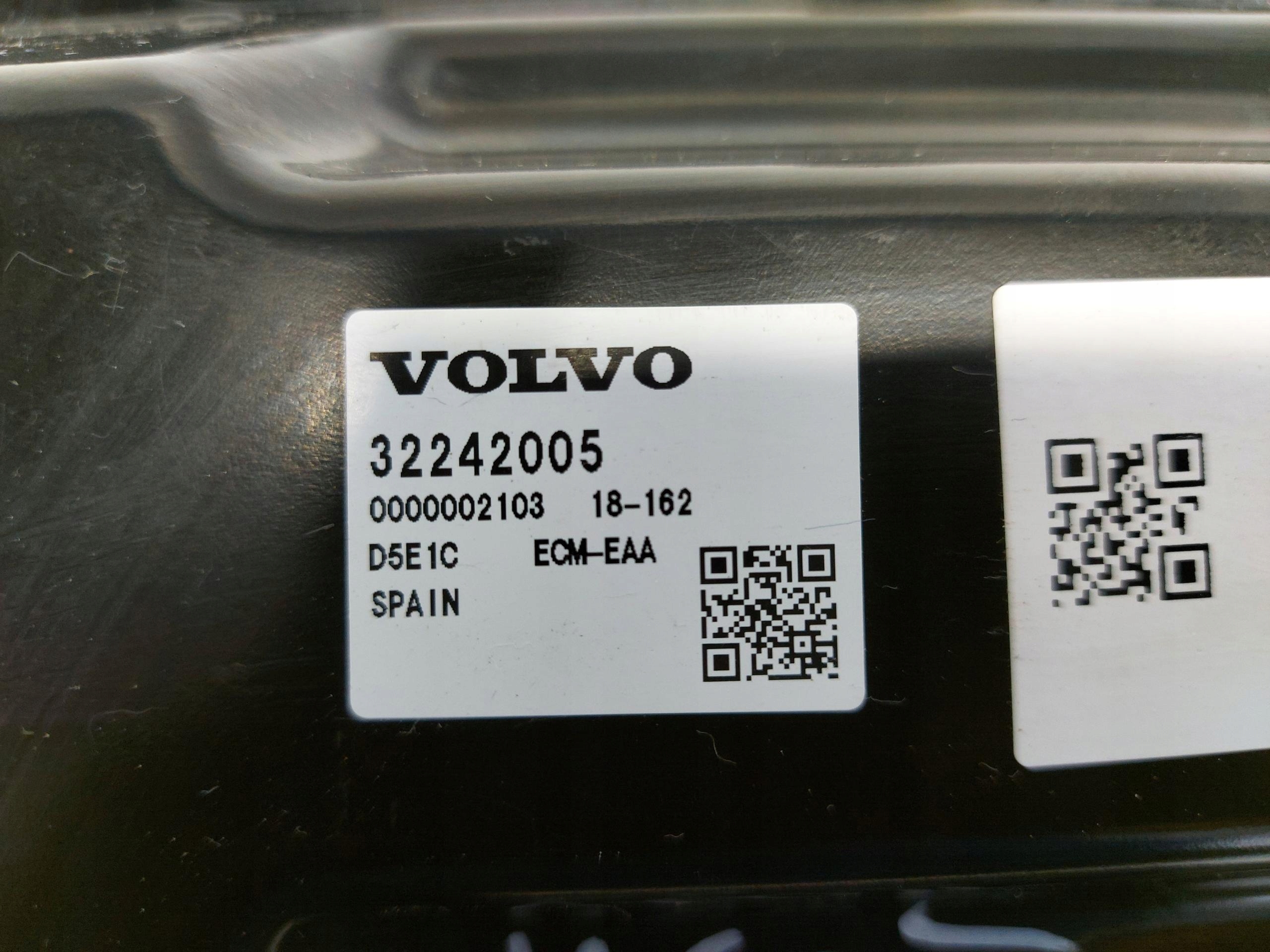 VOLVO V60 II computer Centralina Motore 32242005