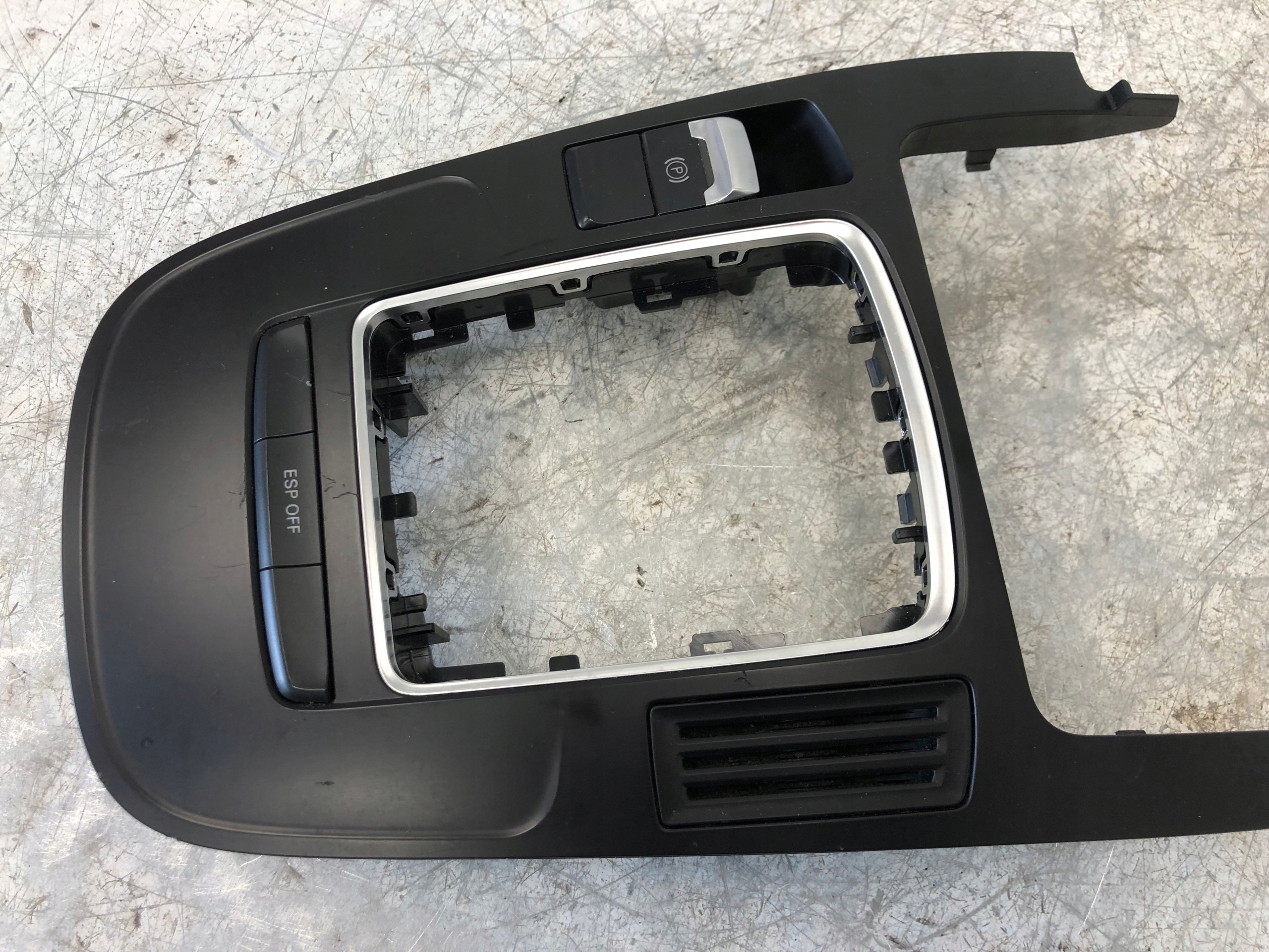 control panel central AUDI A4 B8 8K0864261