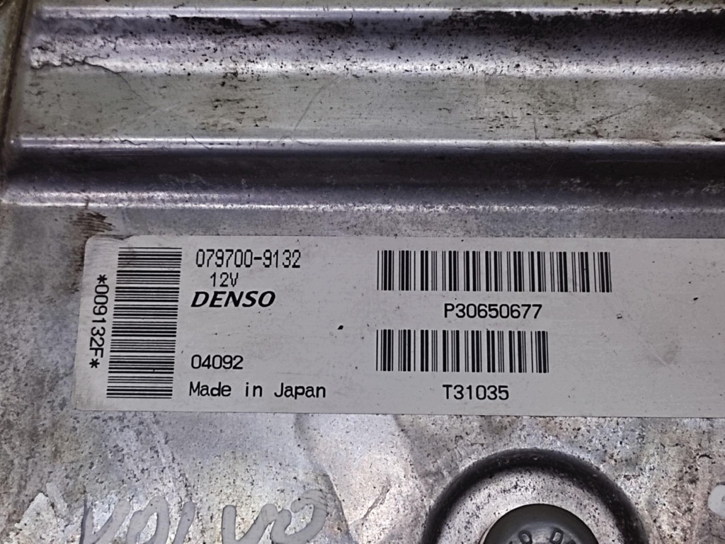 VOLVO V50 2.4 centralina motore 30650677