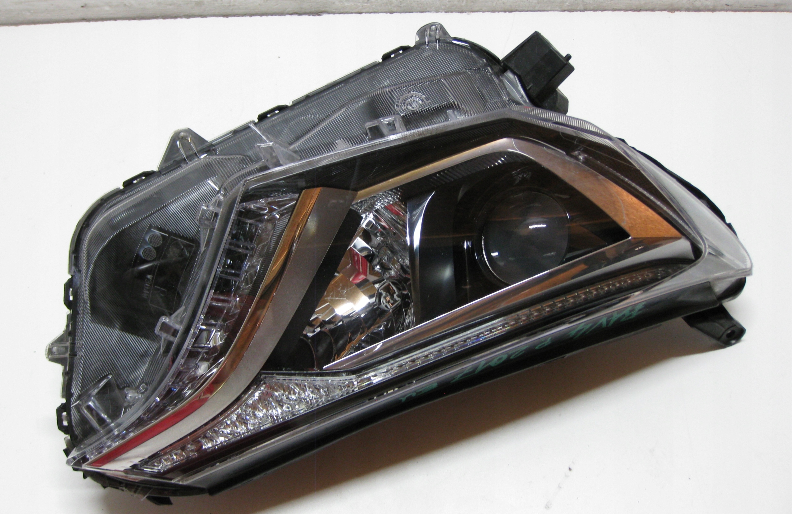 TOYOTA RAV 4 17R light right front EU