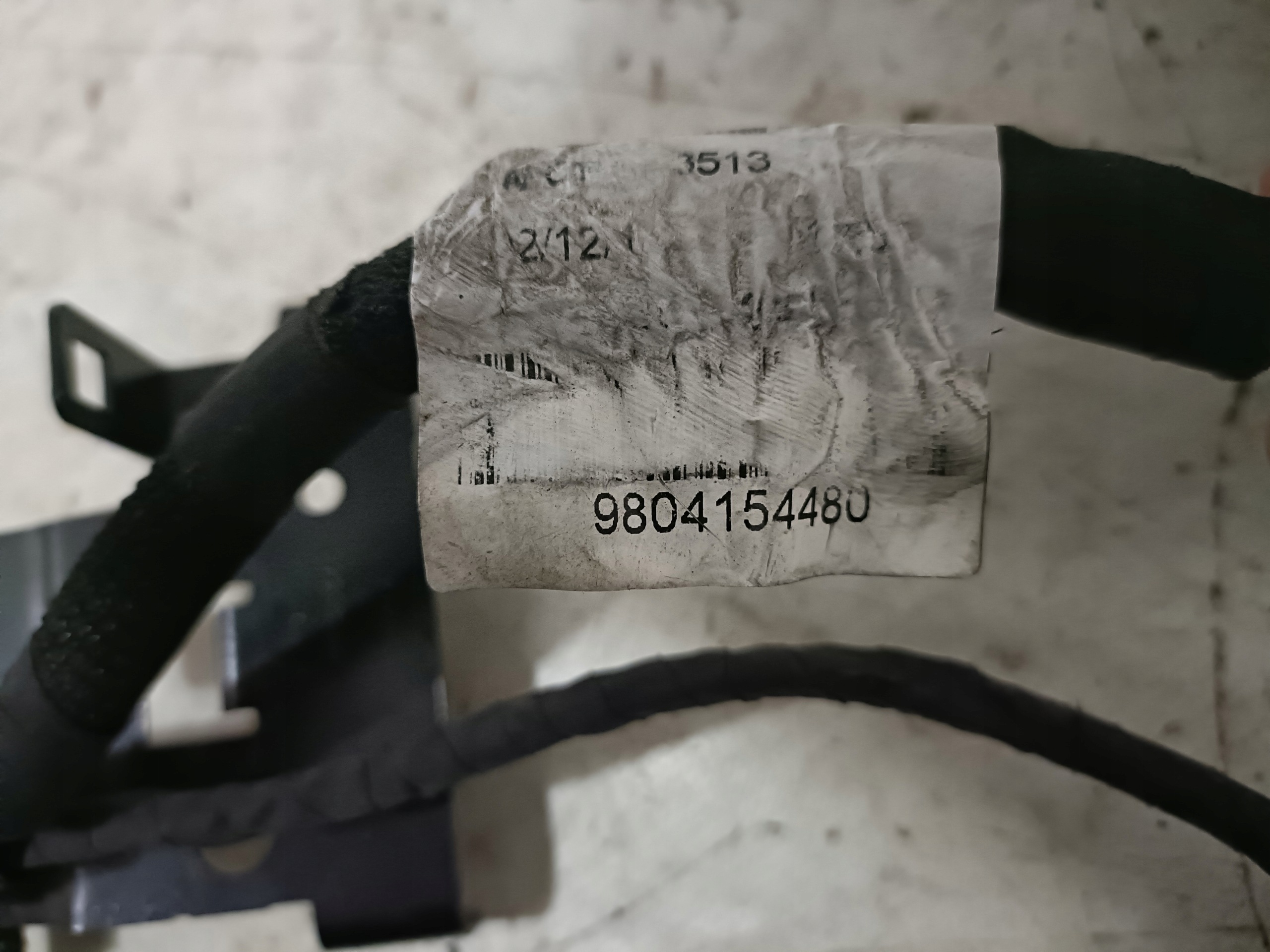 PEUGEOT 308 II T9 1.6 E-HDI bundle motor wiring 9804154480