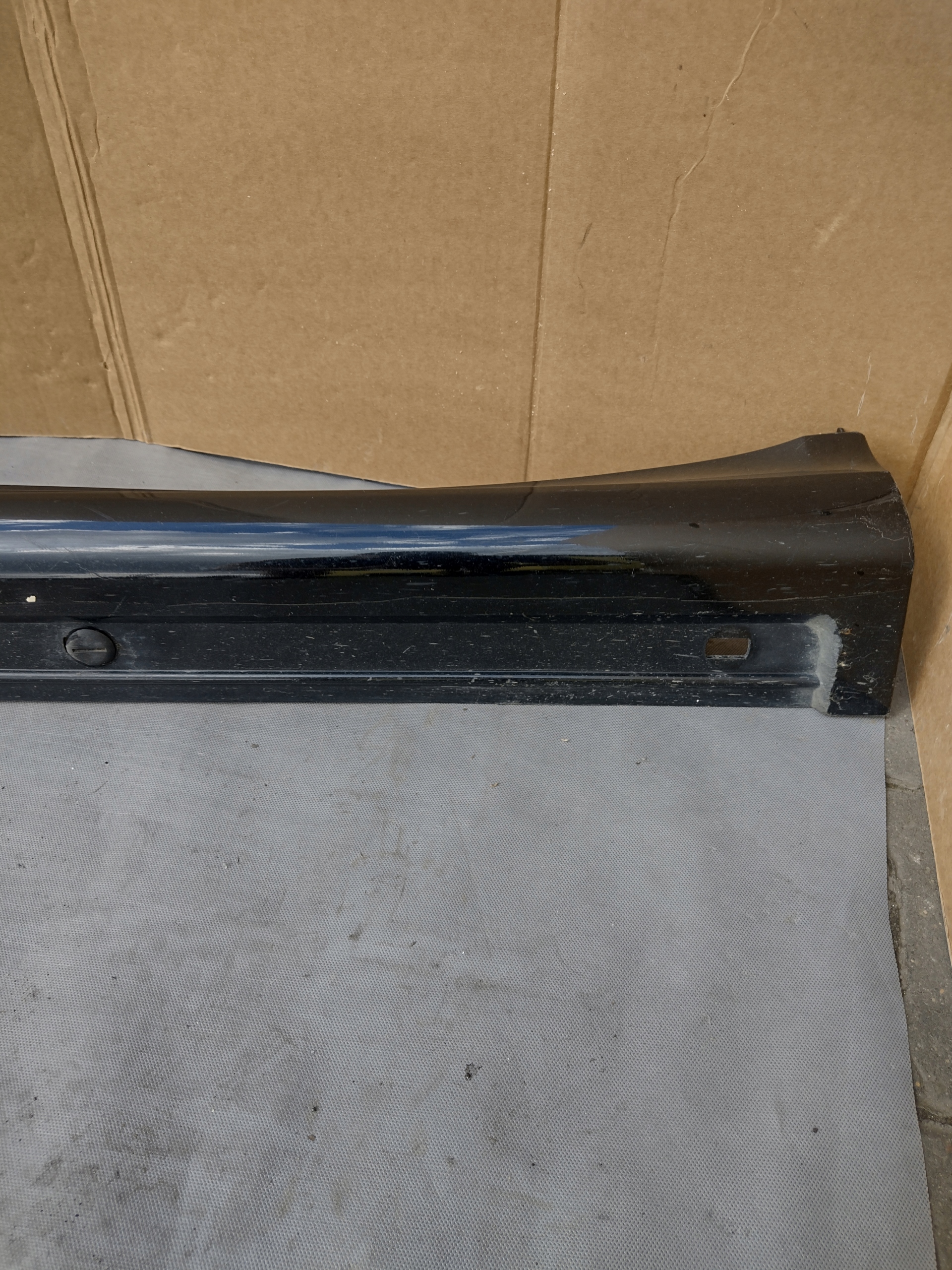 moulding threshold left Mercedes B W245 A1696102108
