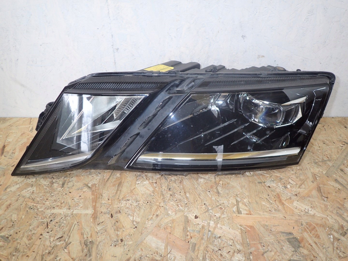 light left REFLEKTOR left FULL LED SKODA OCTAVIA 3 III 5E LIFT 2017