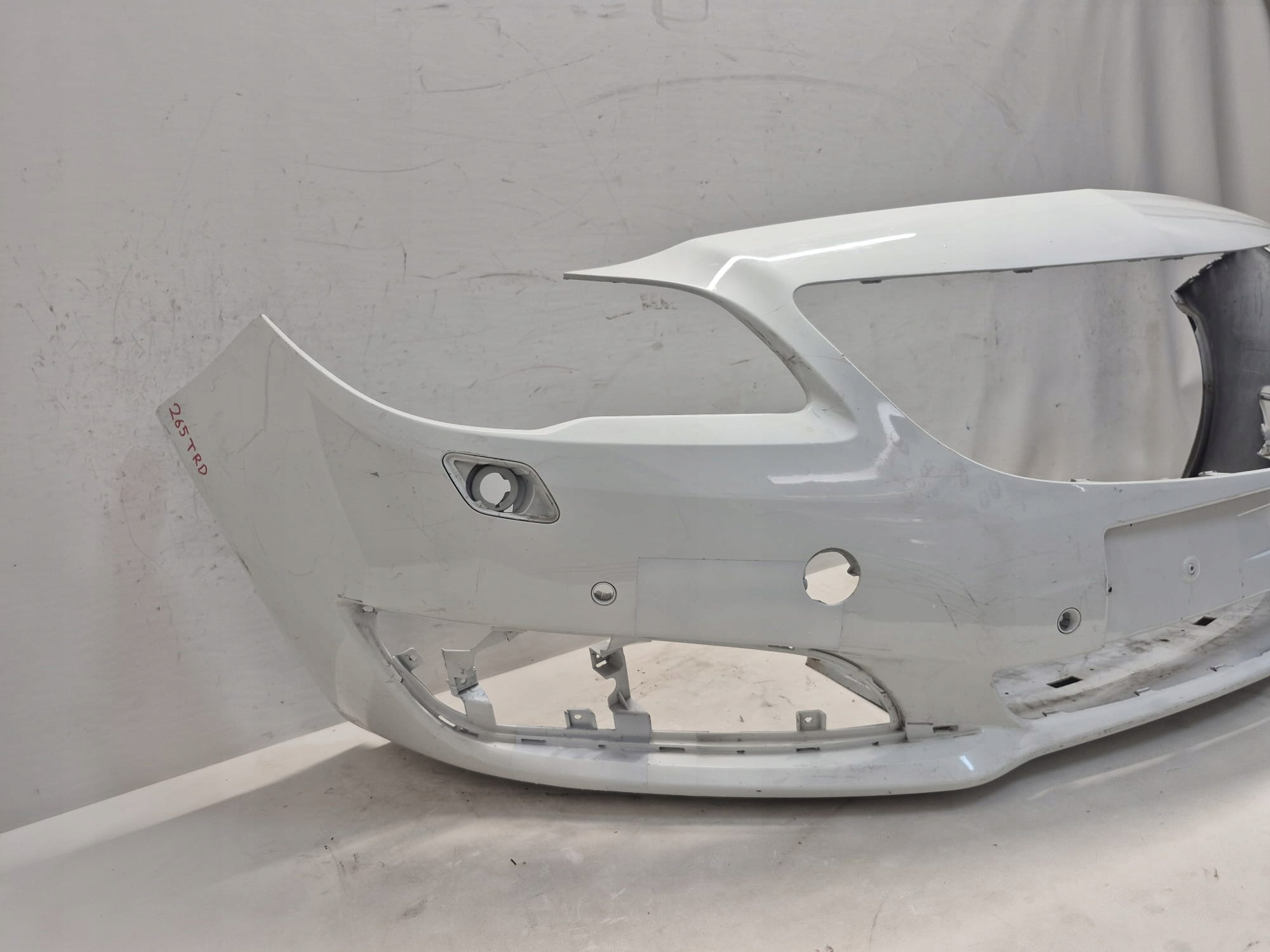 OPEL INSIGNIA A and 1 LIFT 13-17 bumper front front washer 4XPDC
