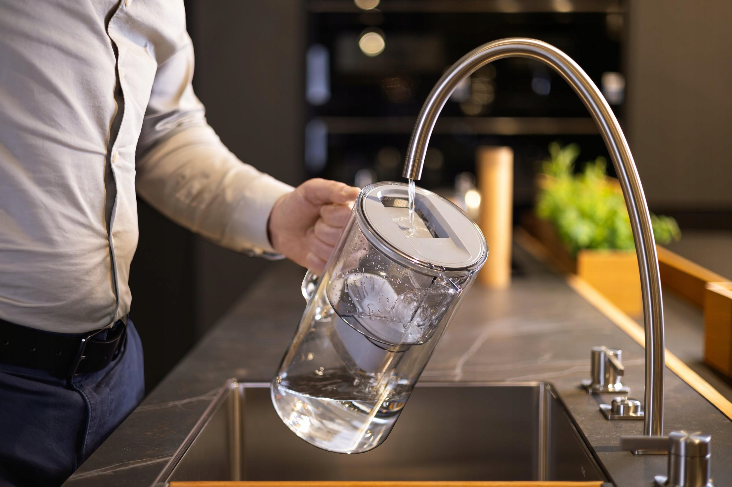 DZBANEK SZKLANY WESSPER D2 BOROSILICATE 3l + 10x FILTR WKŁAD WODY WESSPER Pojemność całkowita 3.3 l