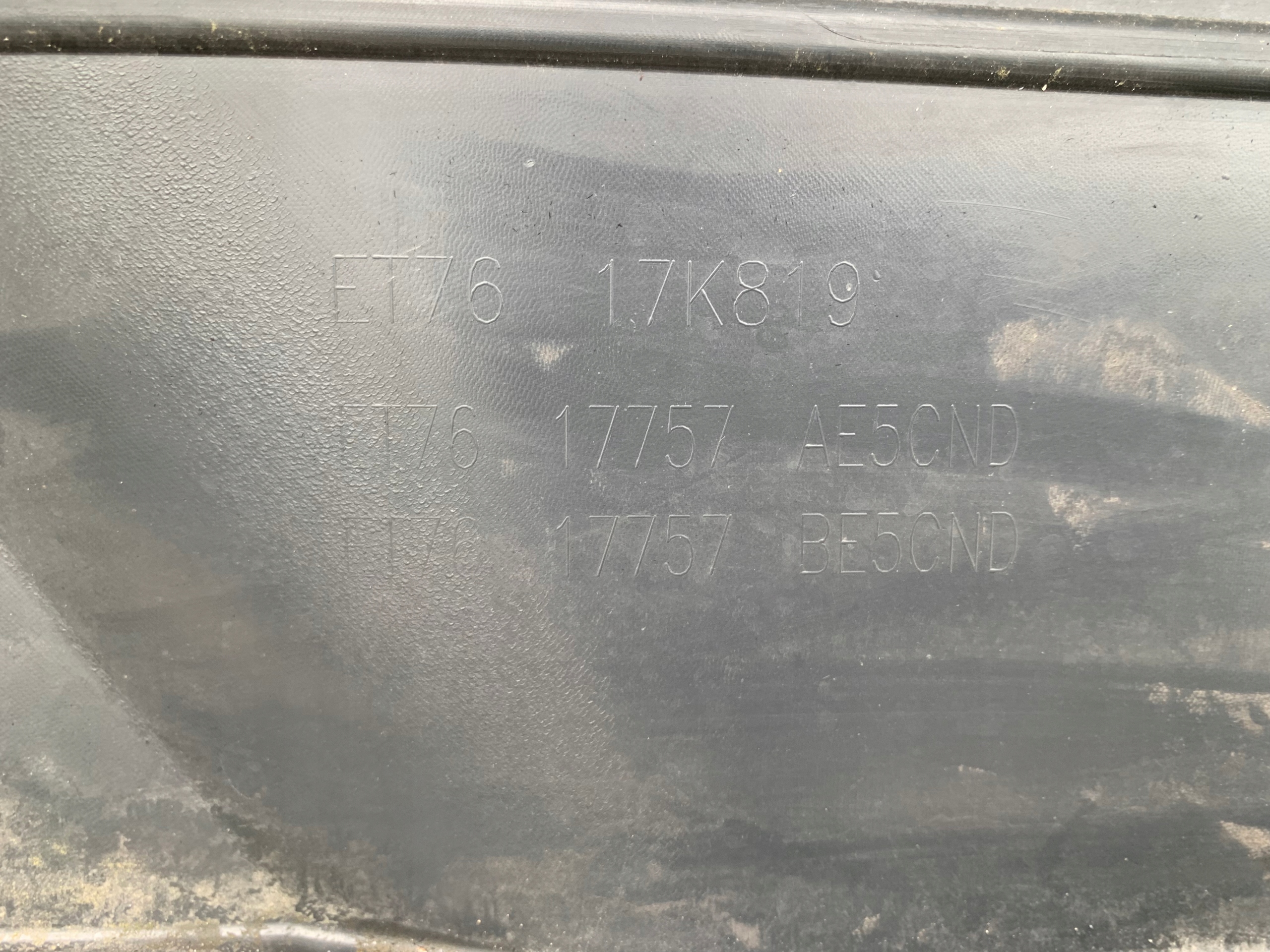 Ford Tourneo nárazník předek 14-18 ladny