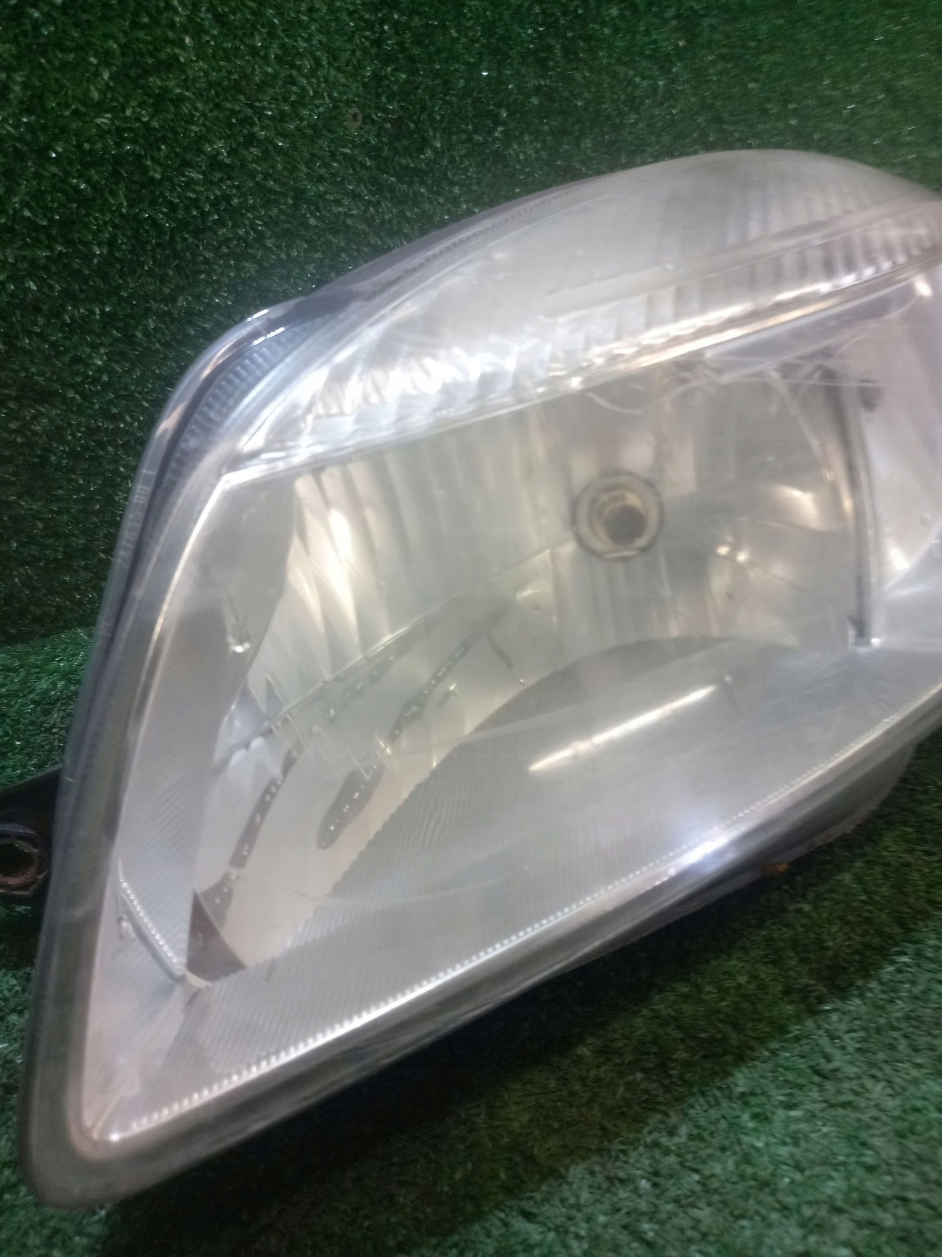 Reflektor GENUINE Skoda Roomster (5J) 41414143