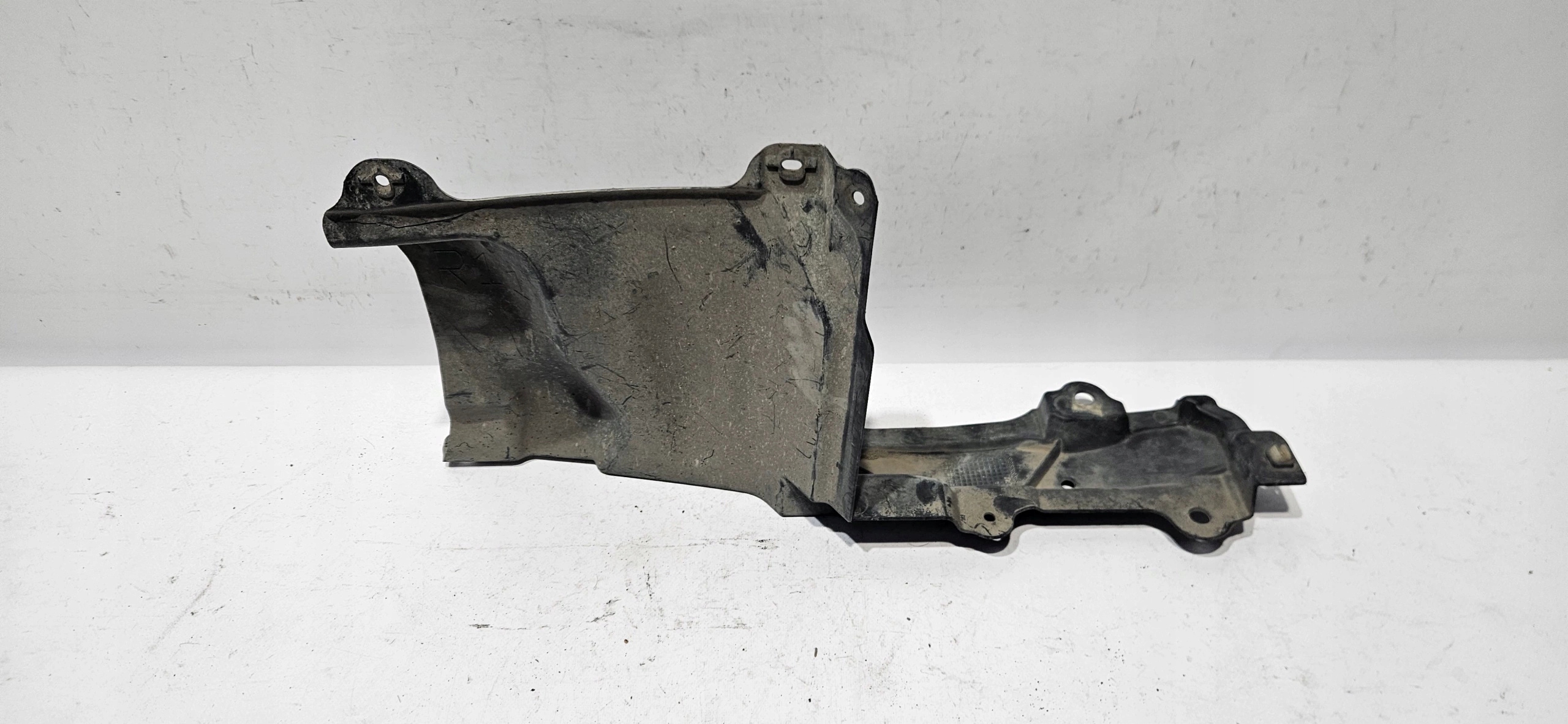 cover below engine right TOYOTA COROLLA E21 19- 51443-02150