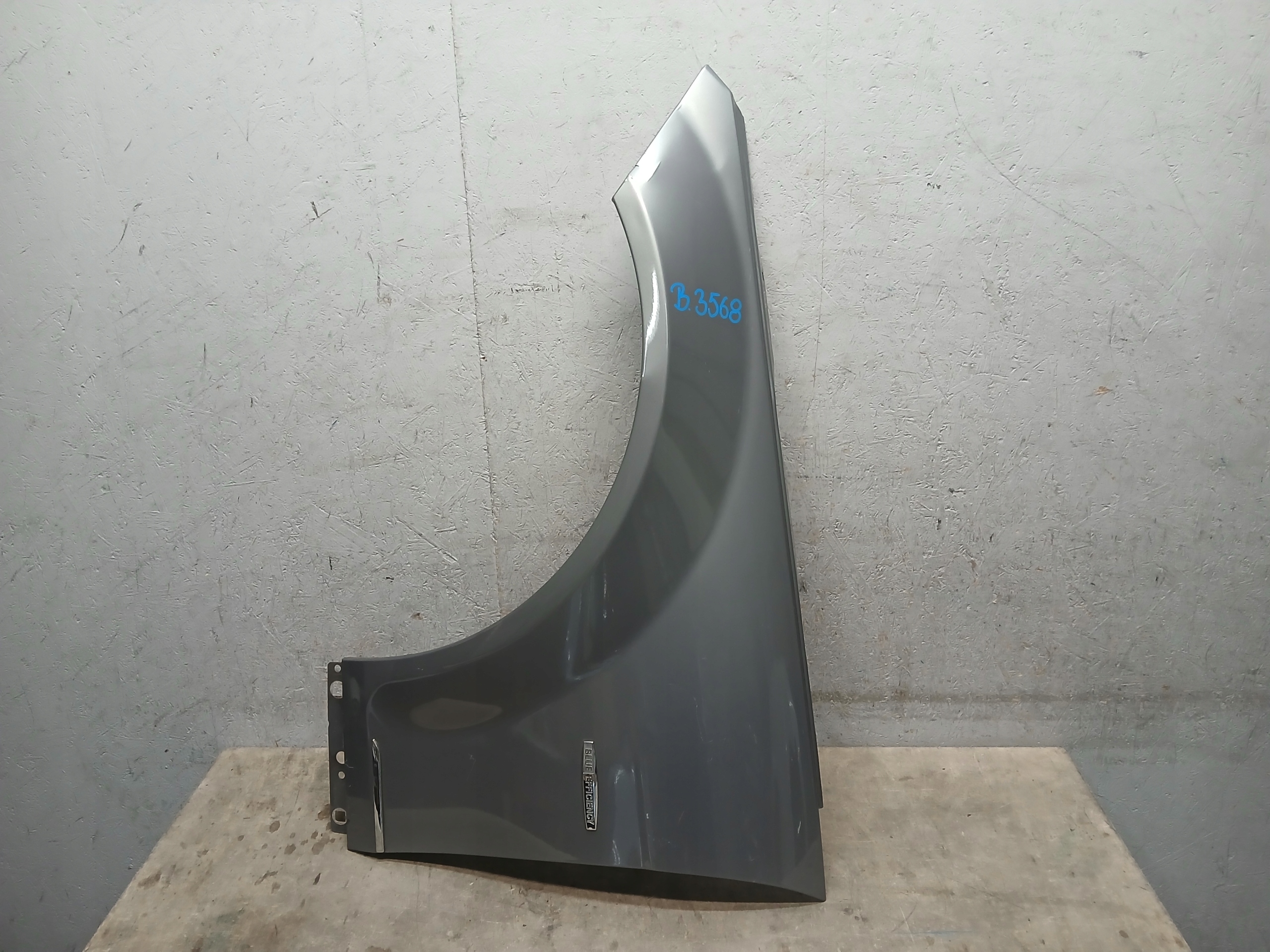 fender front left MERCEDES C KLASA W204 A204