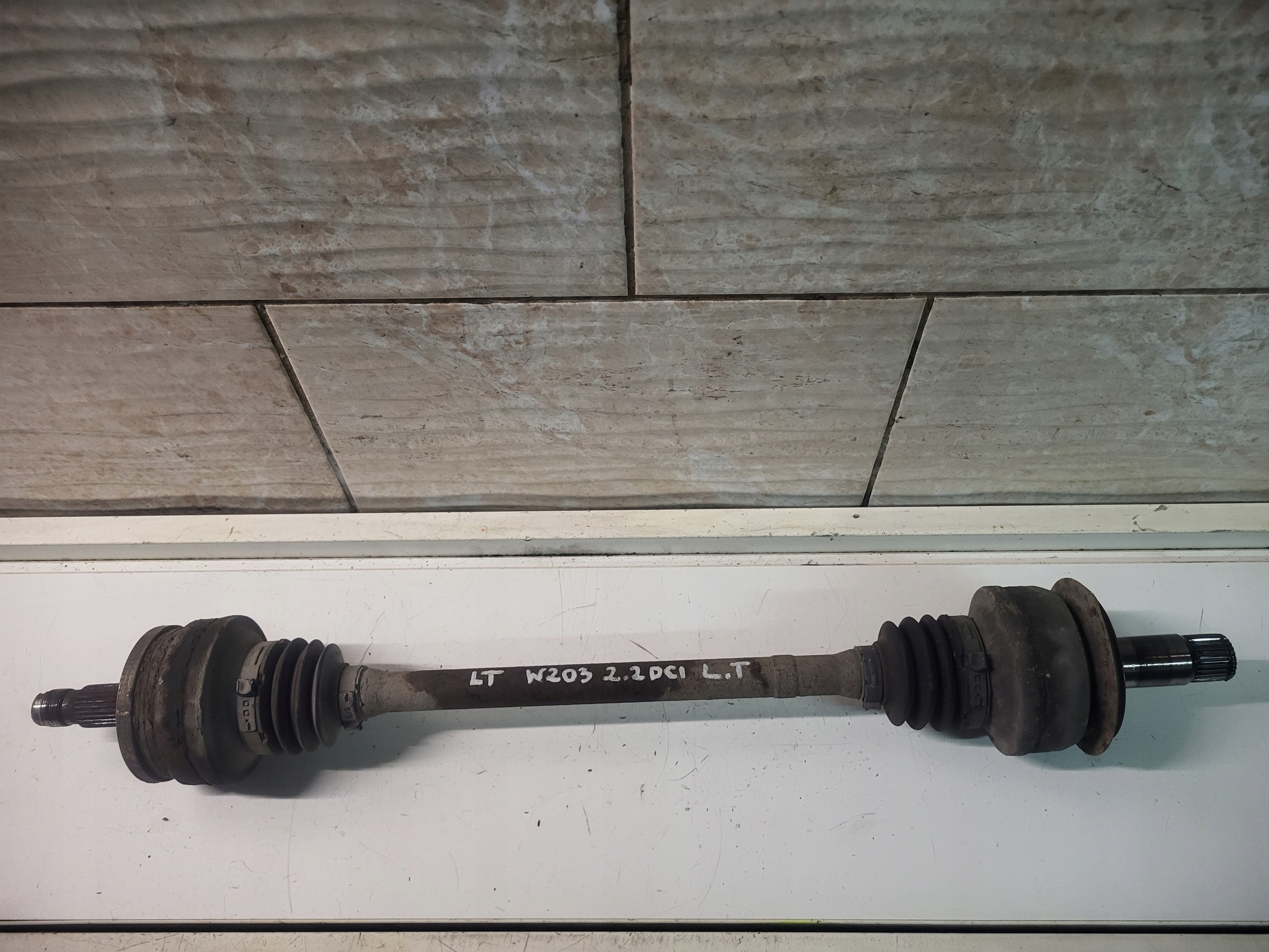 semi-axis left rear part MERCEDES W203 2.2 CDI