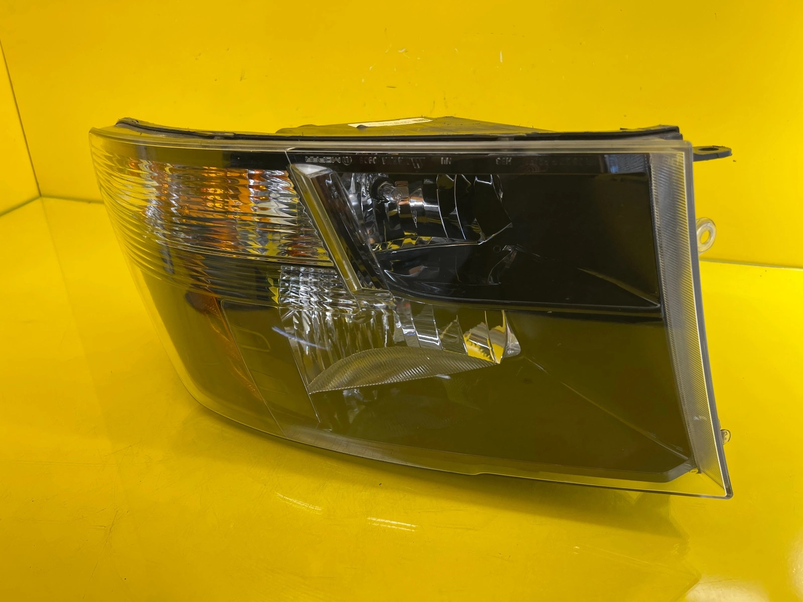 light front left Dodge Ram 15-18 USA