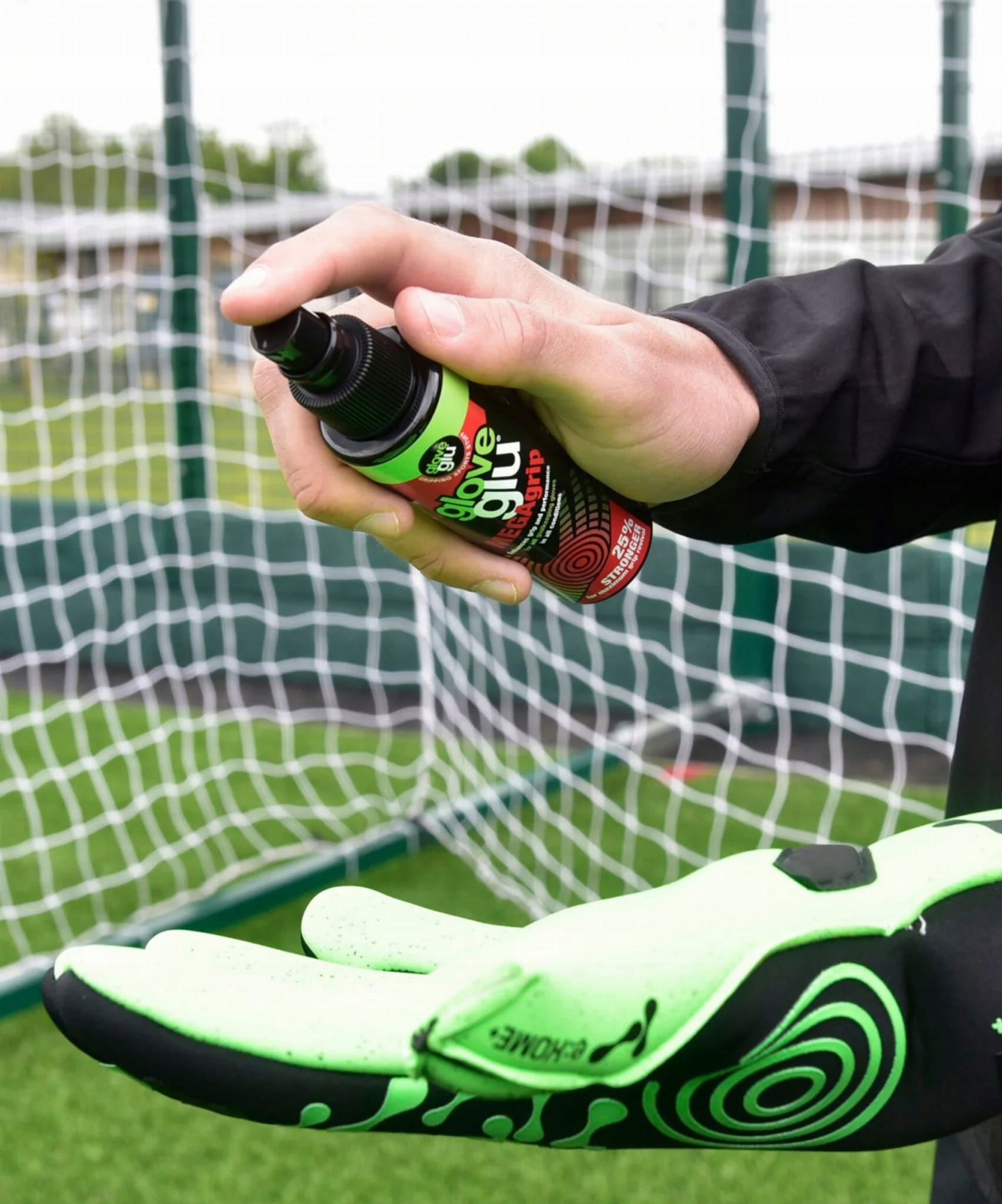 SPRAY DO RĘKAWIC BRAMKARSKICH GLOVE GLU MEGAgrip Model MegaGrip