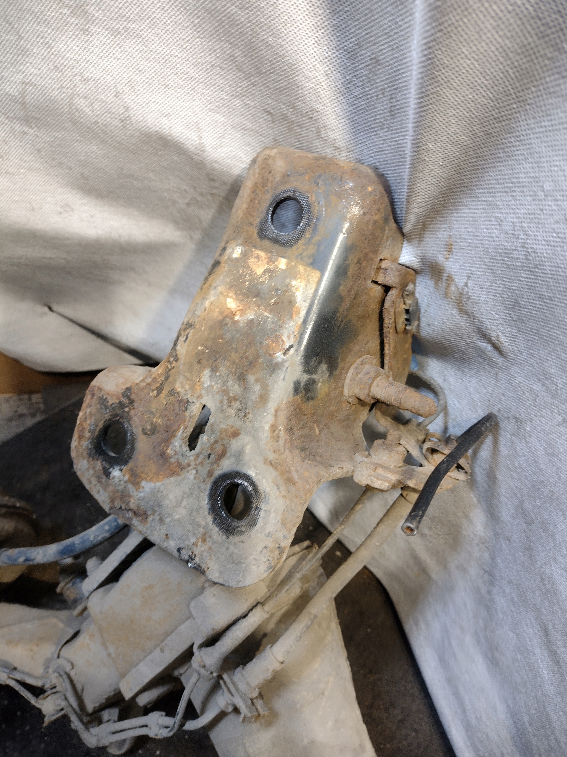 Achsträger heck Citroen C2