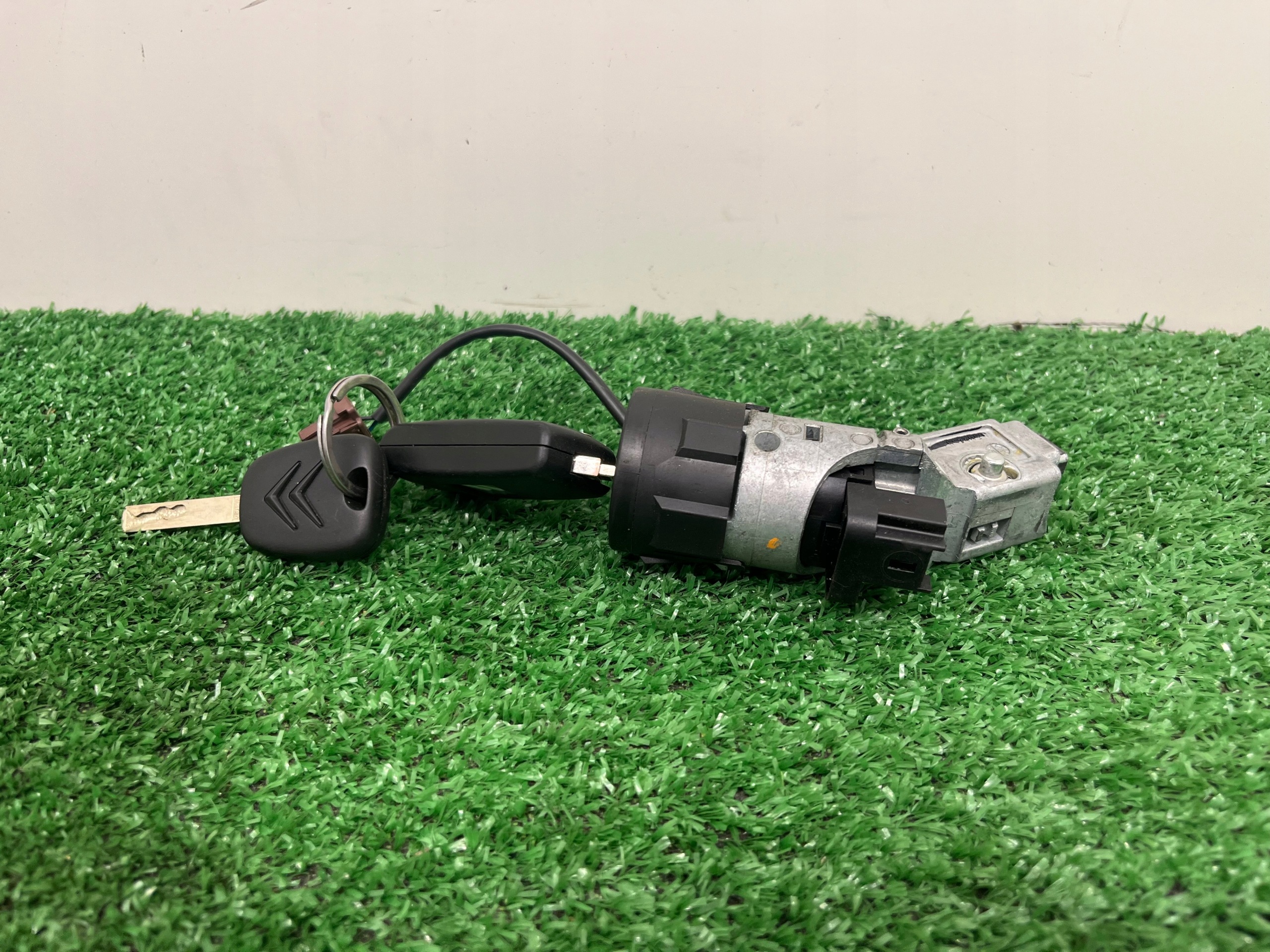 ignition Z KLUCZYKIEM CITROEN C4 9663123380