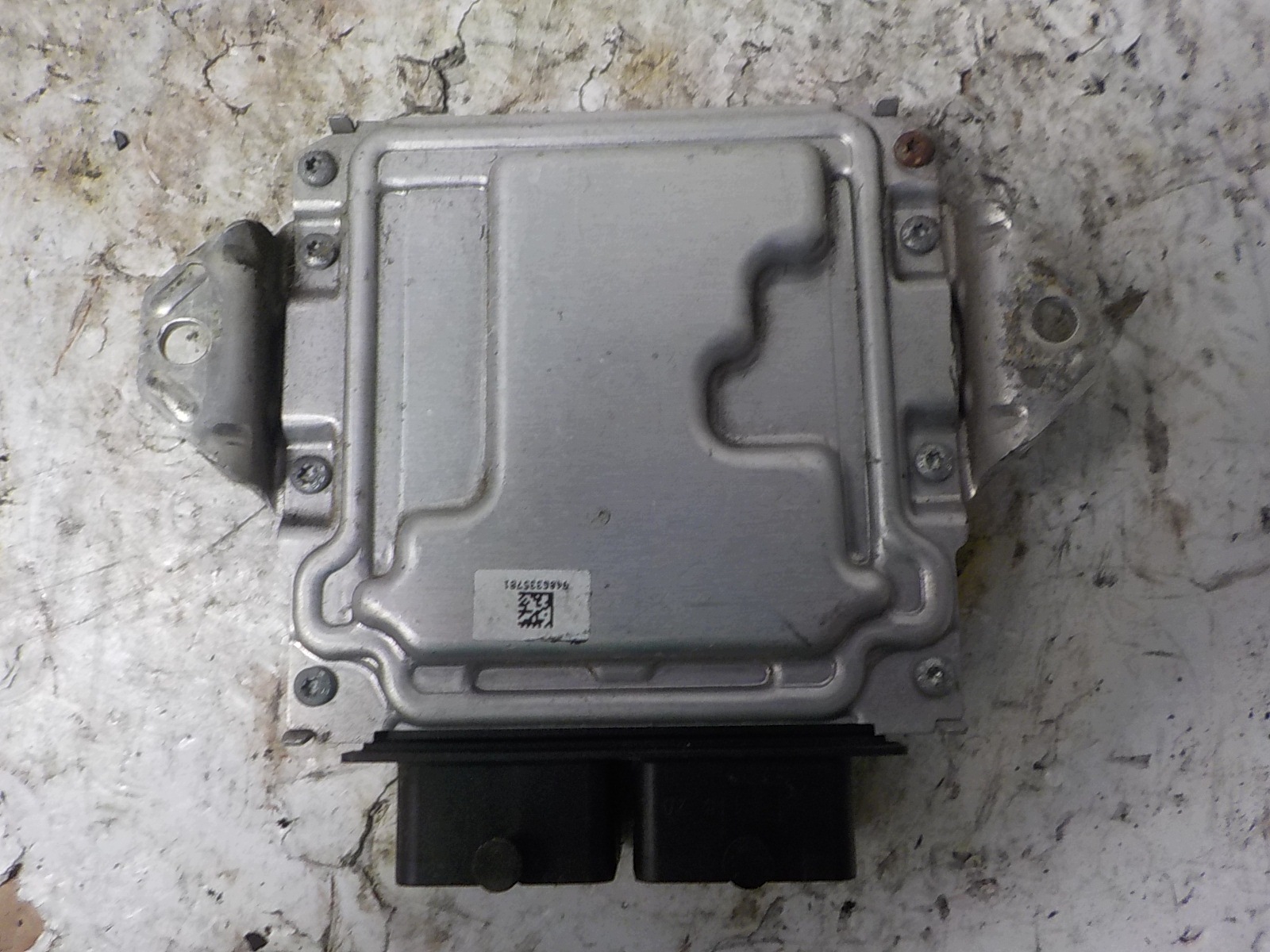 SUZUKI SX4 (EY, GY) computer control unit 0261S08748 33920-55L80