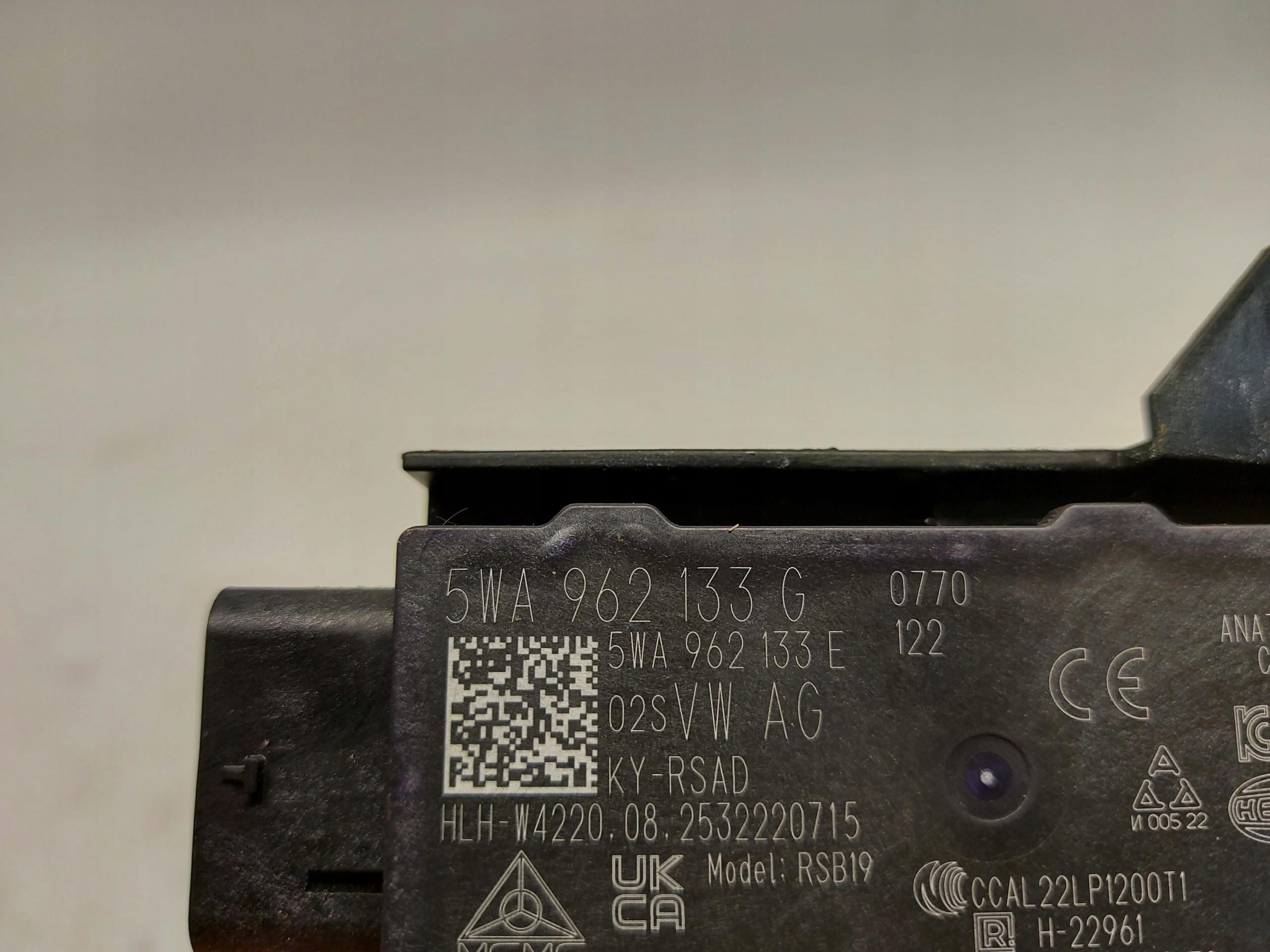 VW ID5 GTX 11E antenne verstärker 5WA962133G