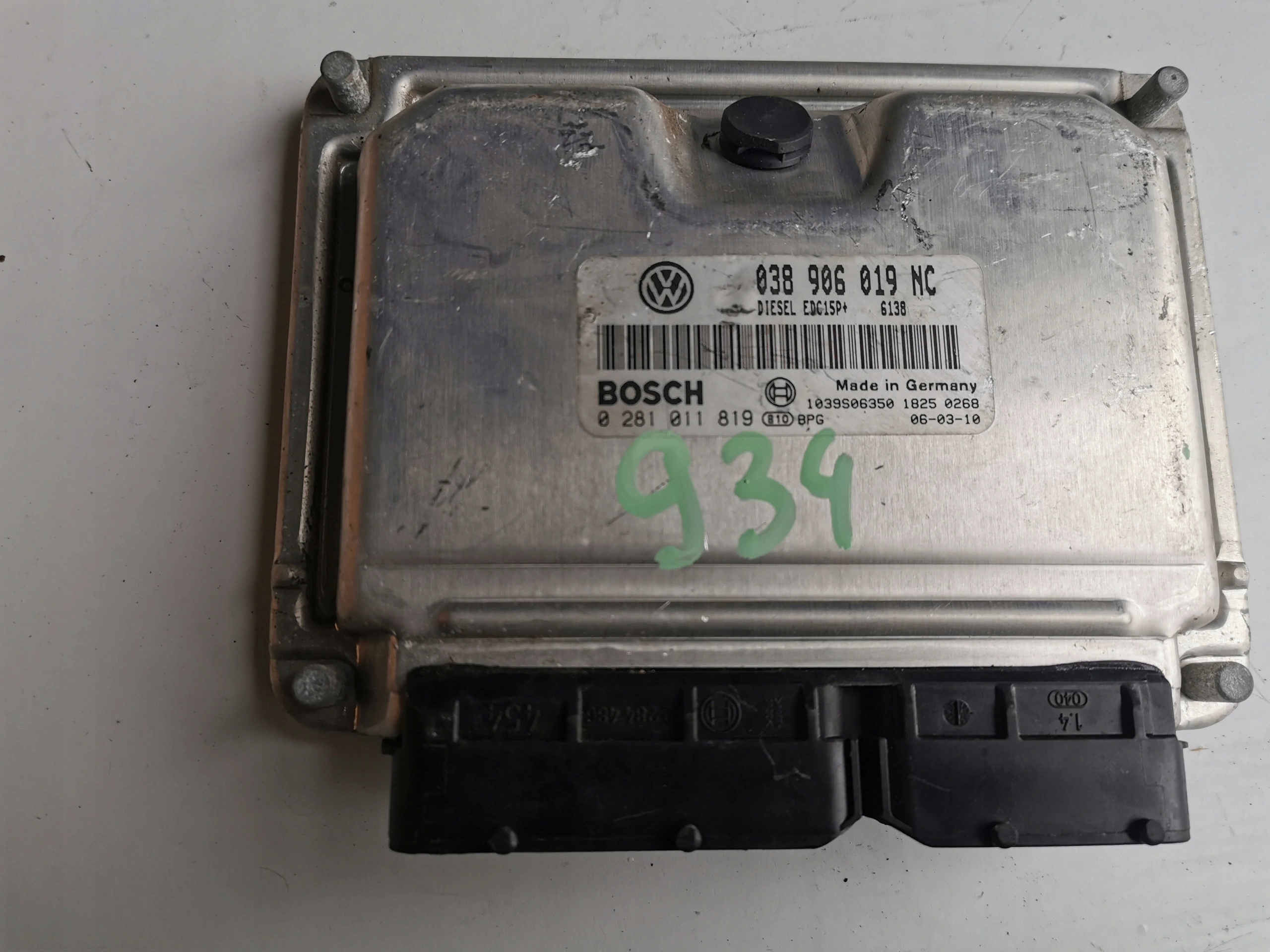 VW POLO 1.9TDI 0281011819 038906019NC computer ECU