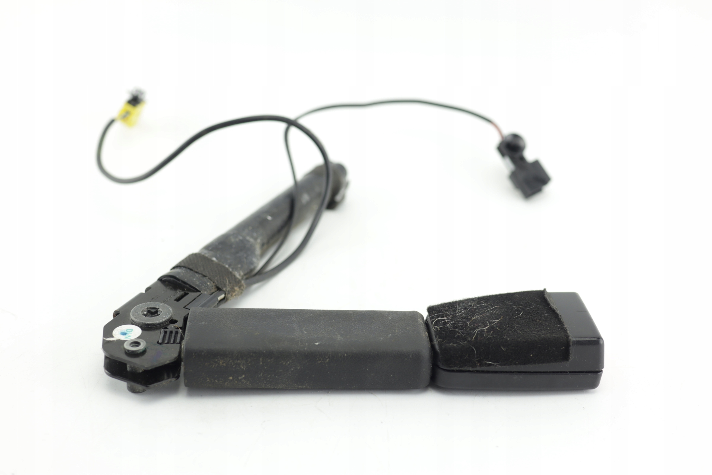 NAPINACZ PASA PRAWY PRZOD OPEL MERIVA B 13250517N Wersja Europejska