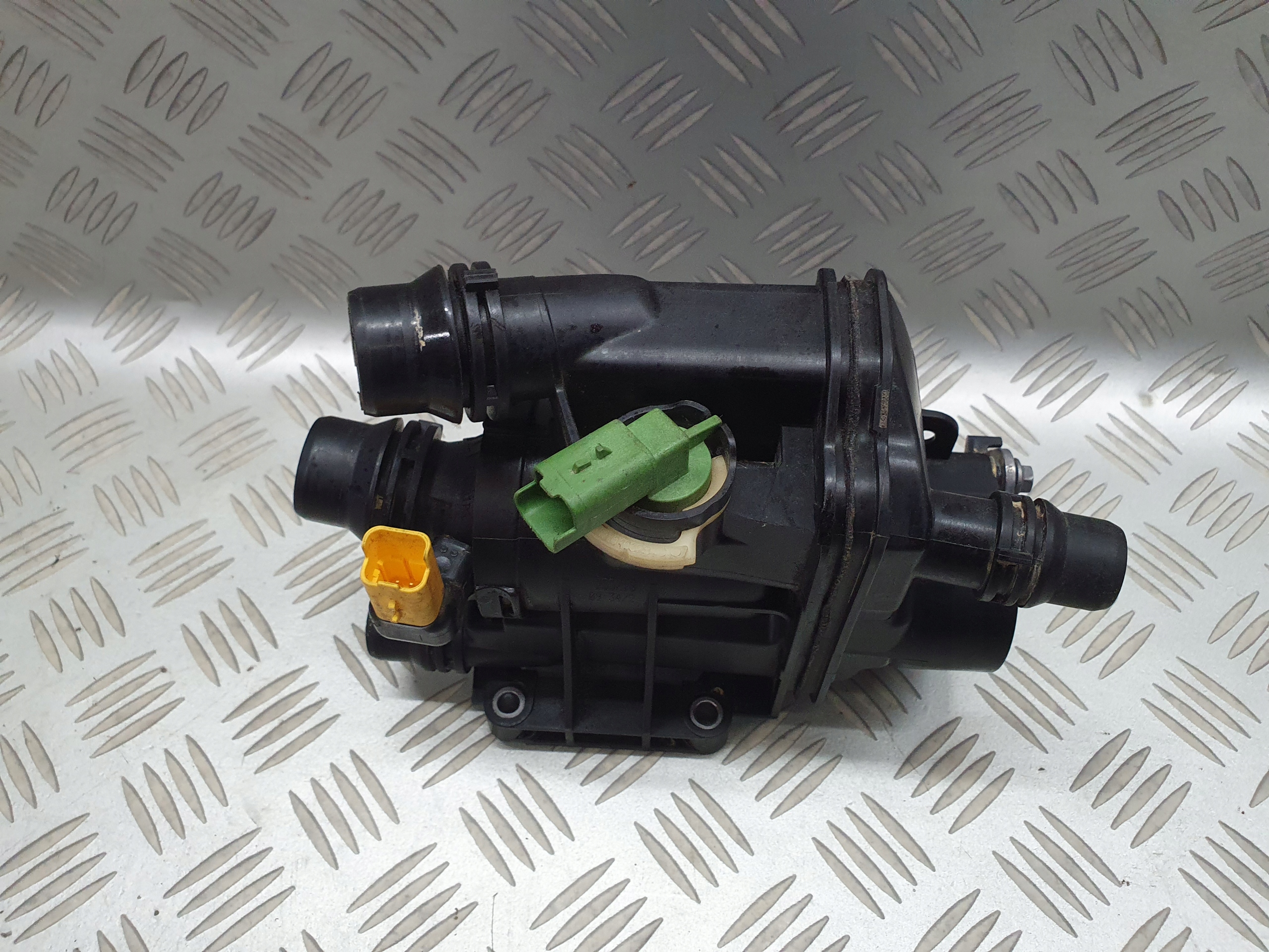 9812131480 - ТЕРМОСТАТ КОРПУС ТЕРМОСТАТА CROSSLAND X 1.2 TURBO