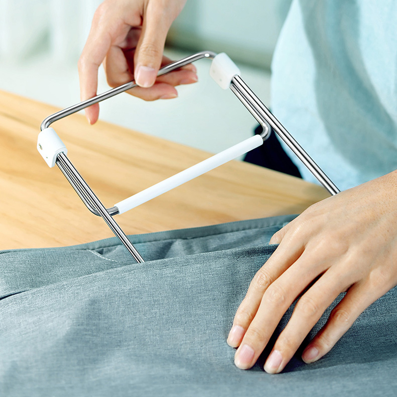 UGREEN SKŁADANA PRZENOŚNA LEKKA PODSTAWKA POD LAPTOPA 11 - 17" REGULOWANA Marka Ugreen