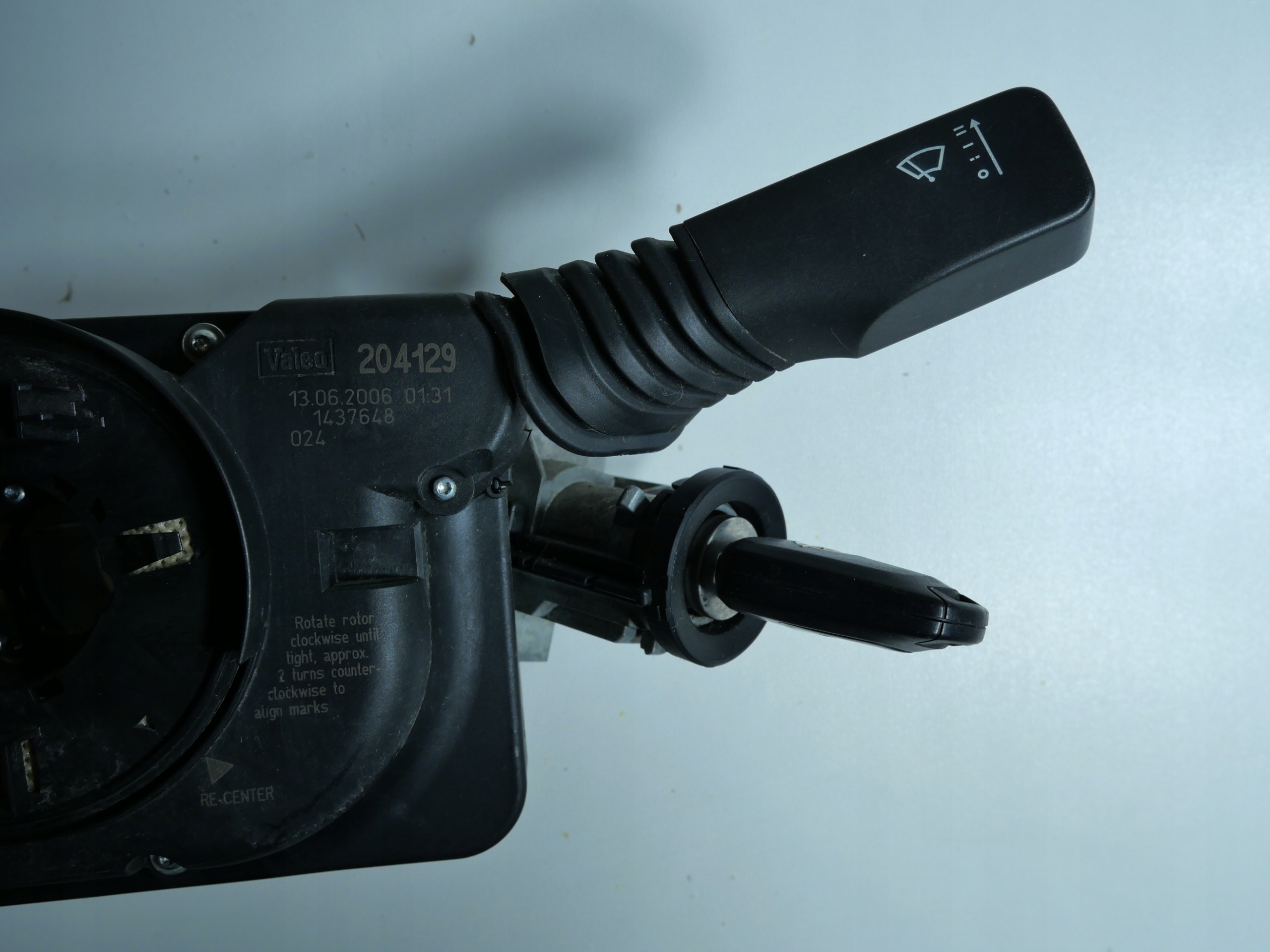 OPEL ASTRA H steering wheel levers and controls ignition 13236788