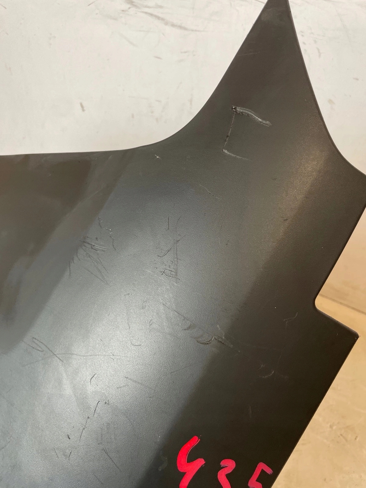 Ecke der Stoßstange heck hinten links Ford Transit Custom