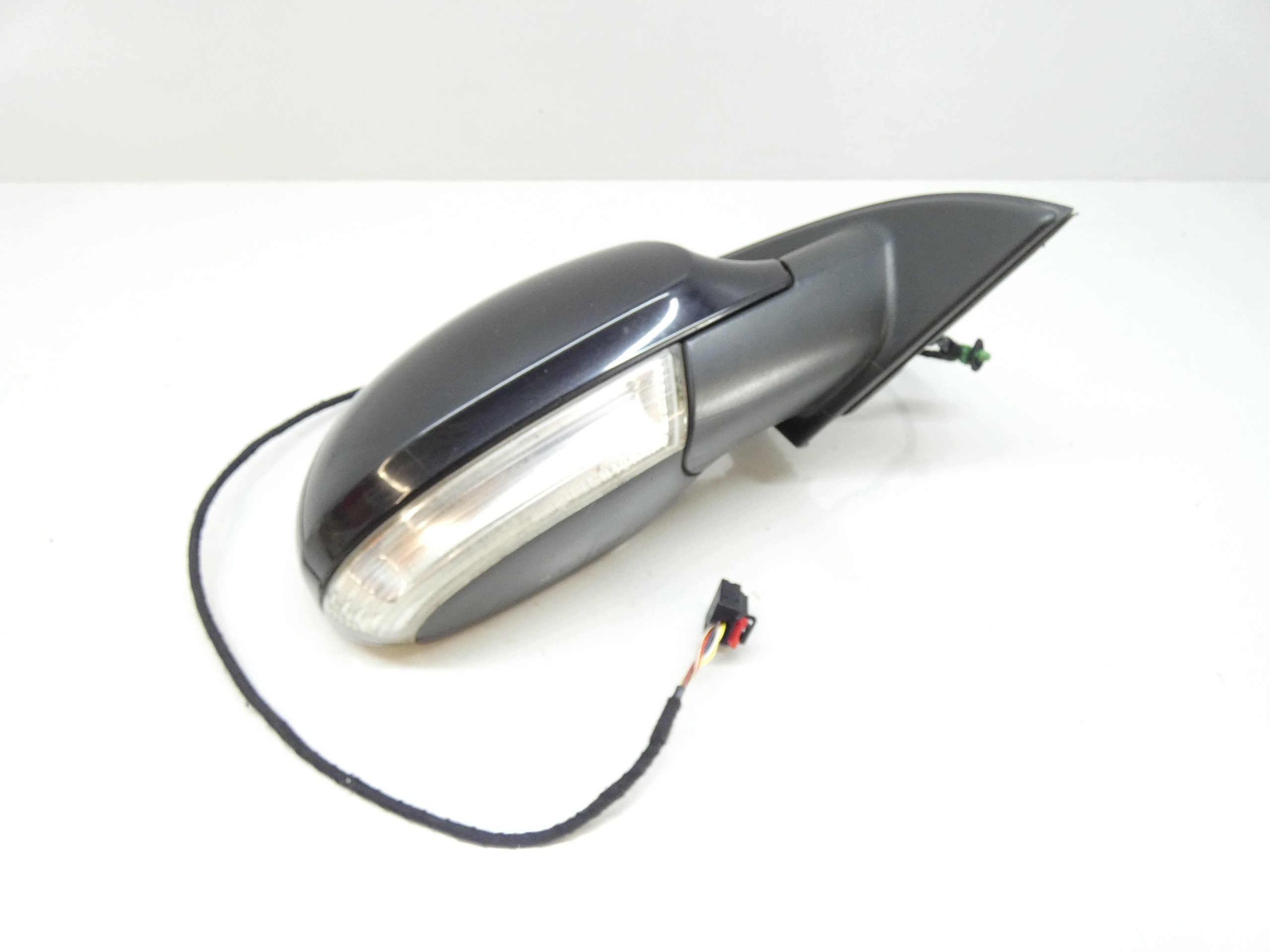 mirror exterior right VW PASSAT B6 05-10 colour LC9X 6PIN EU