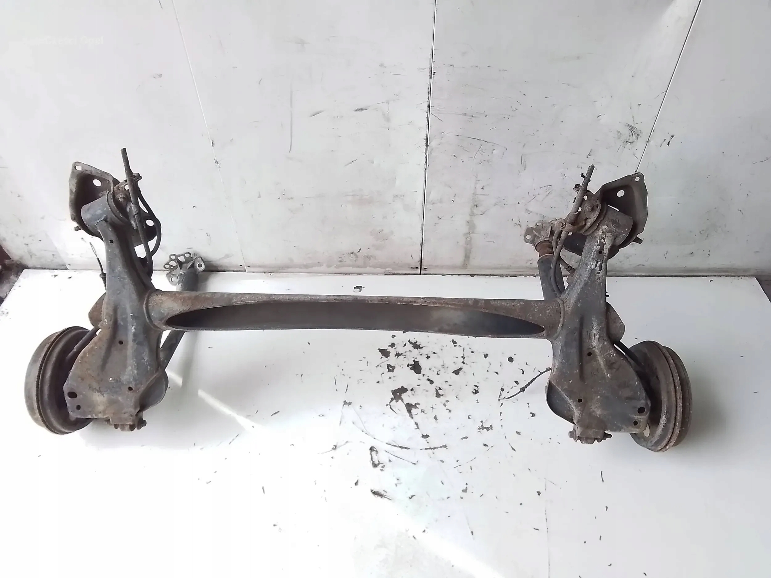 Opel Corsa E 5D BELKA ZAWIESZENIA TYŁ Typ samochodu Samochody osobowe