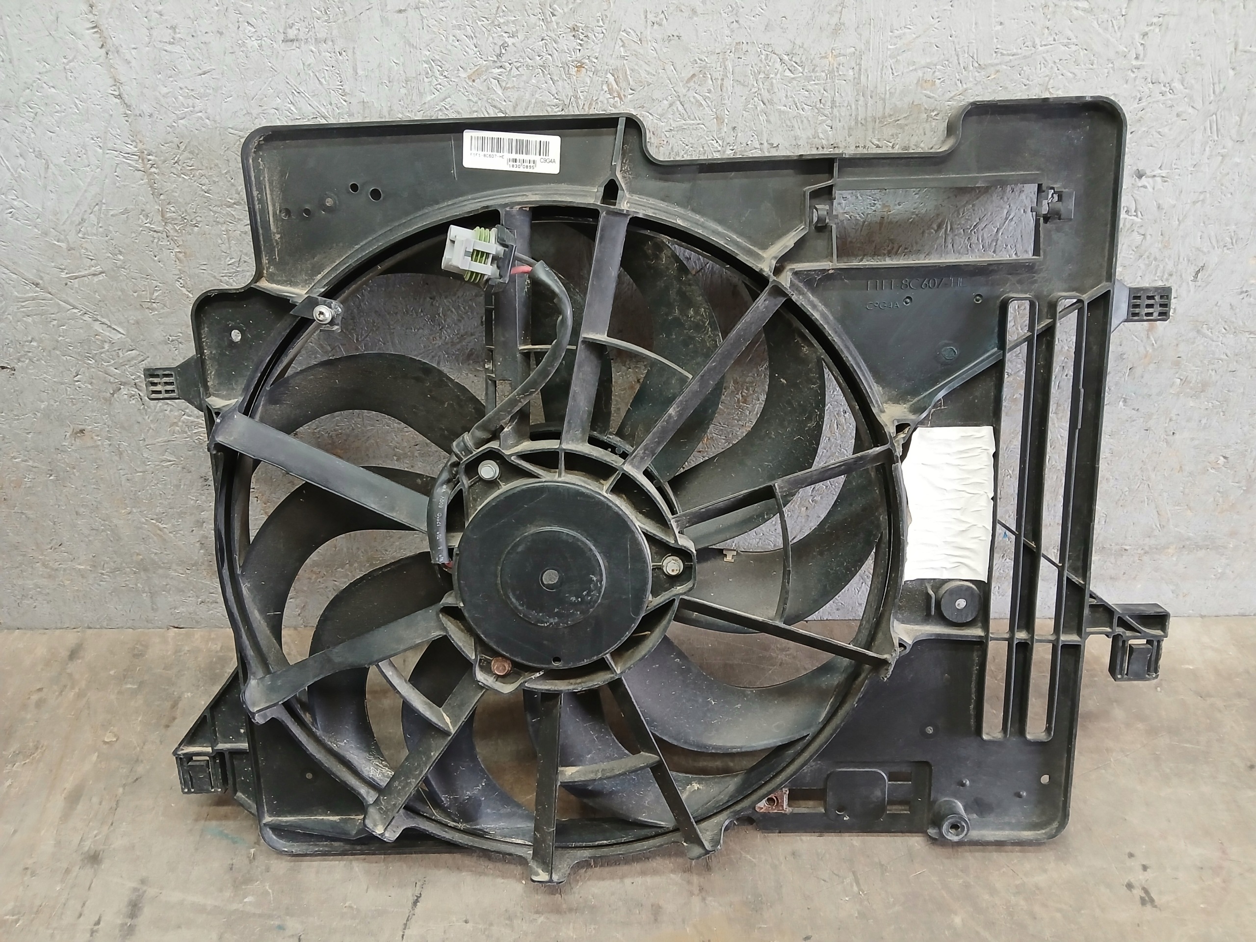ventilátor chladiče obal FORD FOCUS MK3 C-MAX MK2 F1F1-8C607-HE