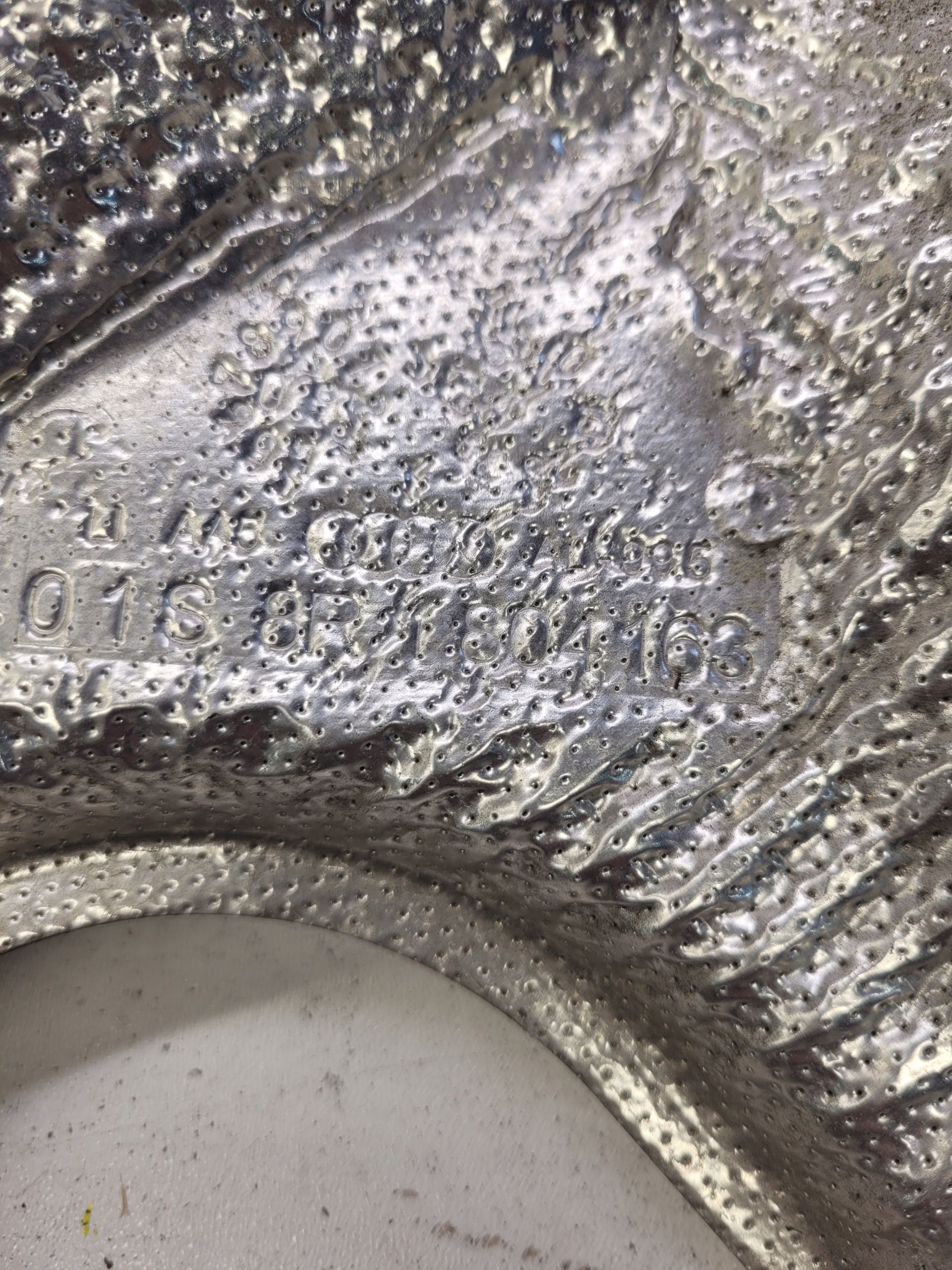 BLENDE ABDECKUNG TERMICZNA TUNELU AUDI Q5 8R 8R1804163
